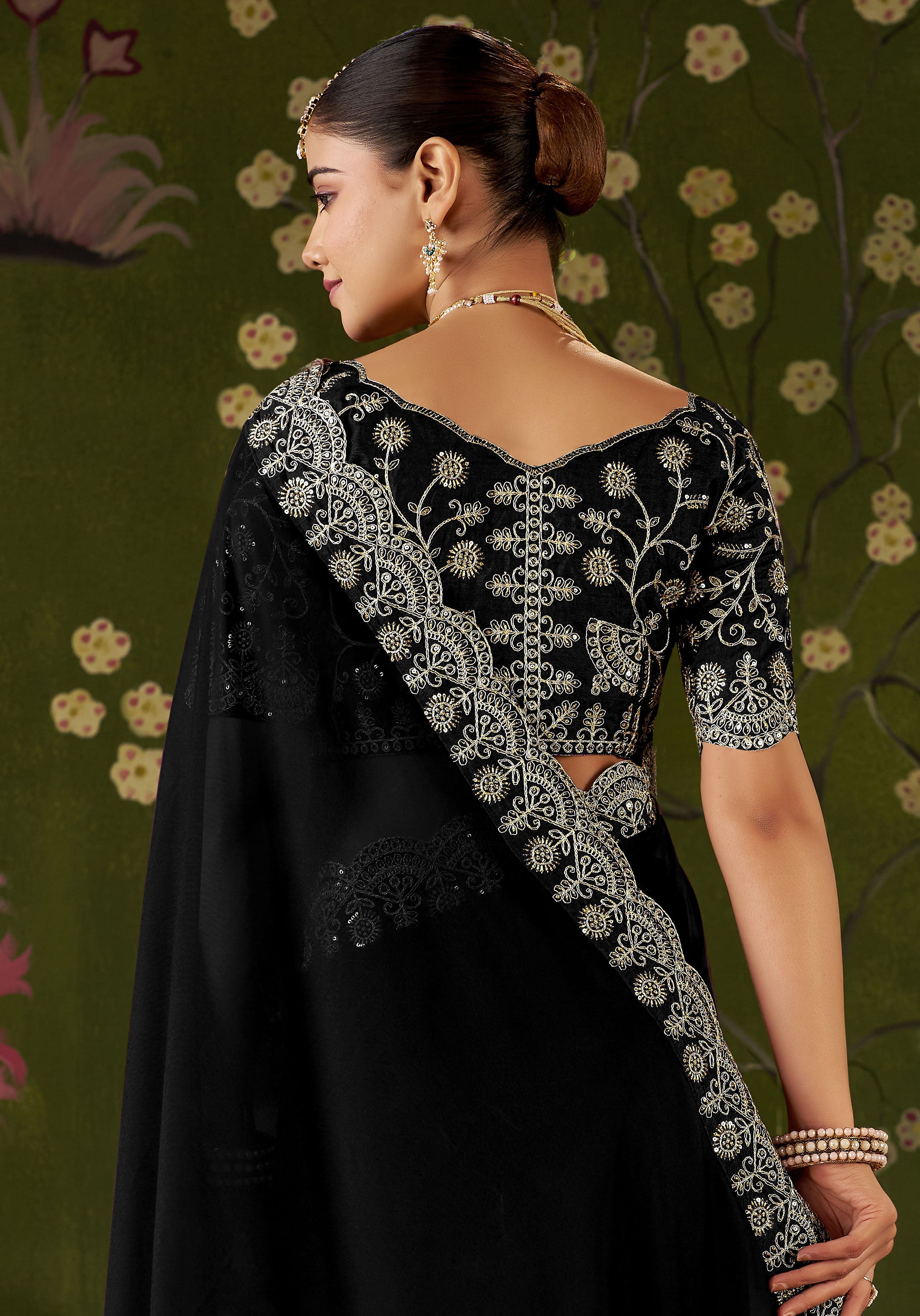 Color_Black