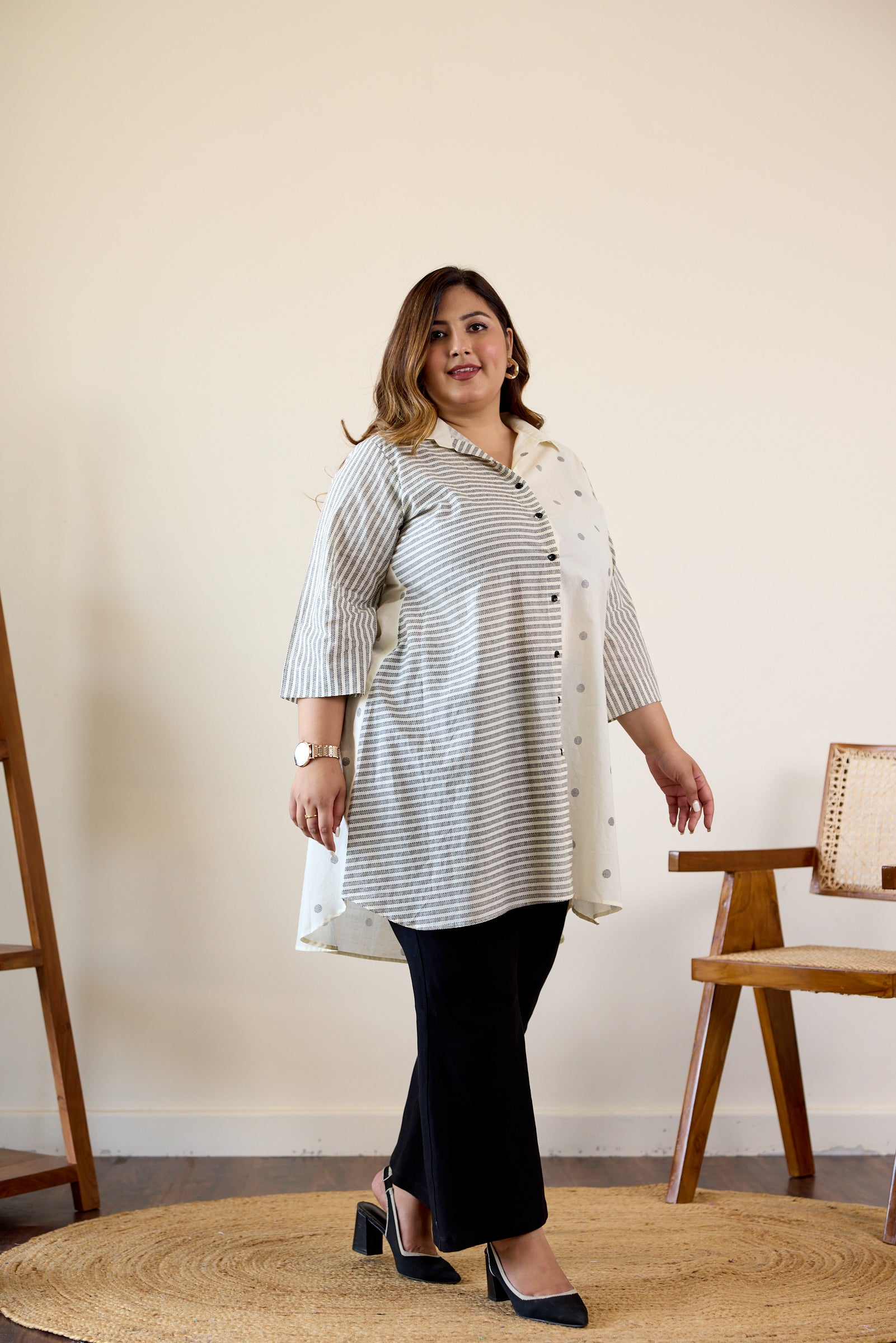 Women's Black And White Printed Shirt Tunic - Nangalia Ruchira