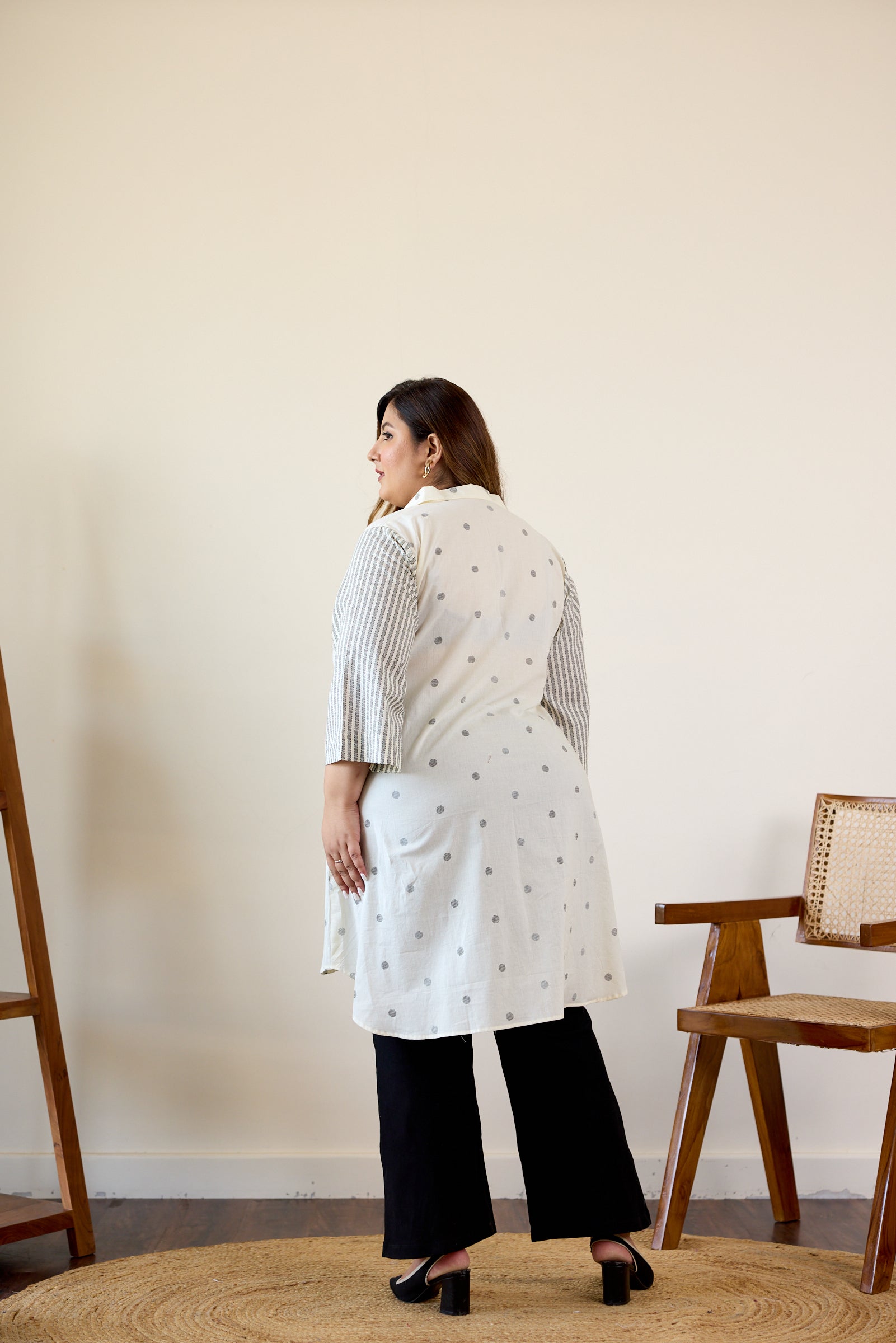 Women's Black And White Printed Shirt Tunic - Nangalia Ruchira