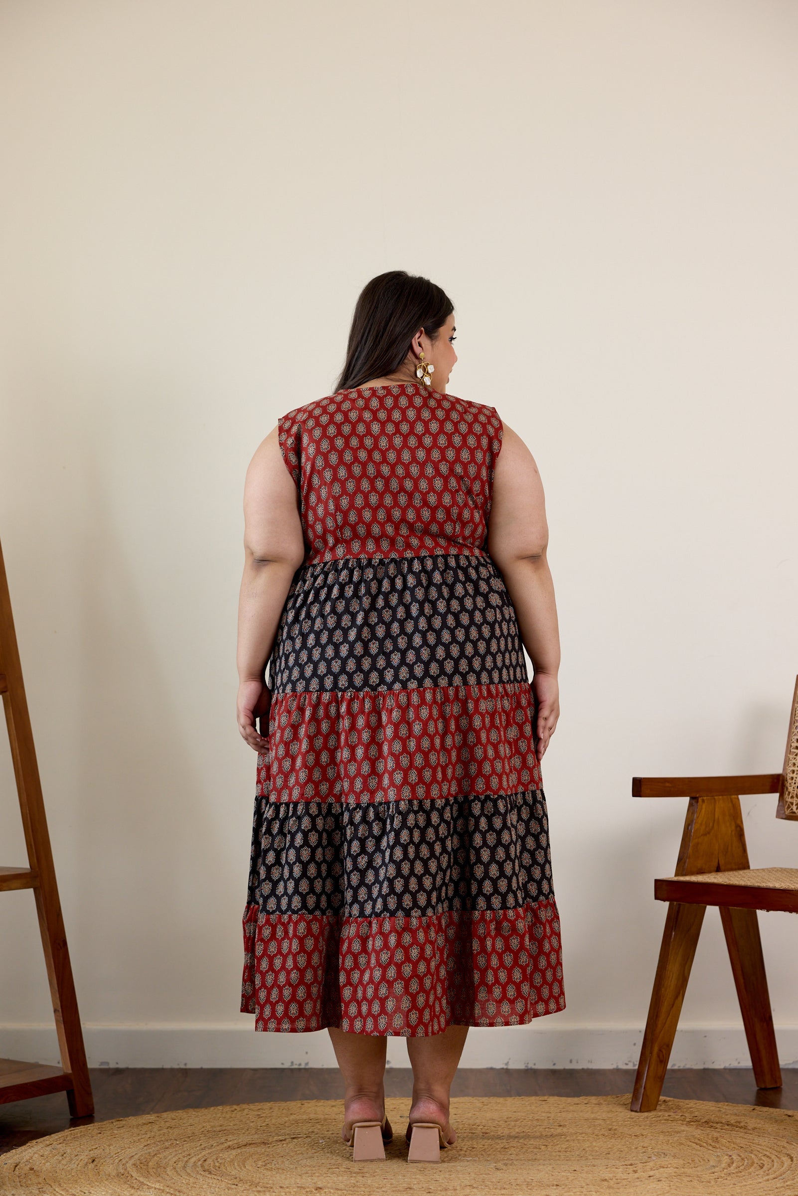 Women's Maroon And Black Bagru Print Tiered Dress - Nangalia Ruchira