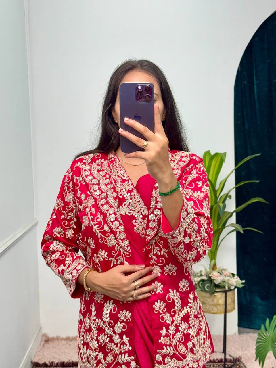 Color_RED