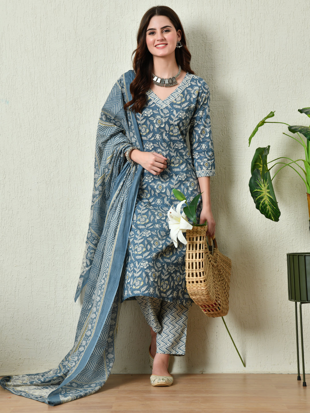 Women's Blue Printed Straight Kurta Pant With Dupatta Set - Taantav