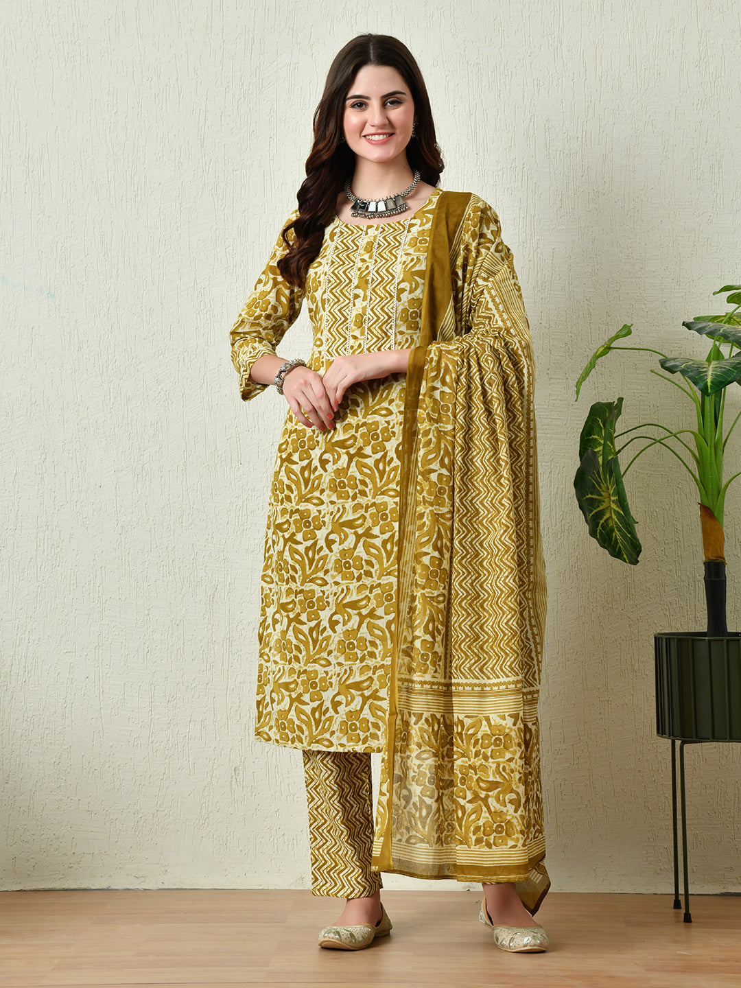 Women's Mustard Printed Kurta Pant With Dupatta Set - Taantav