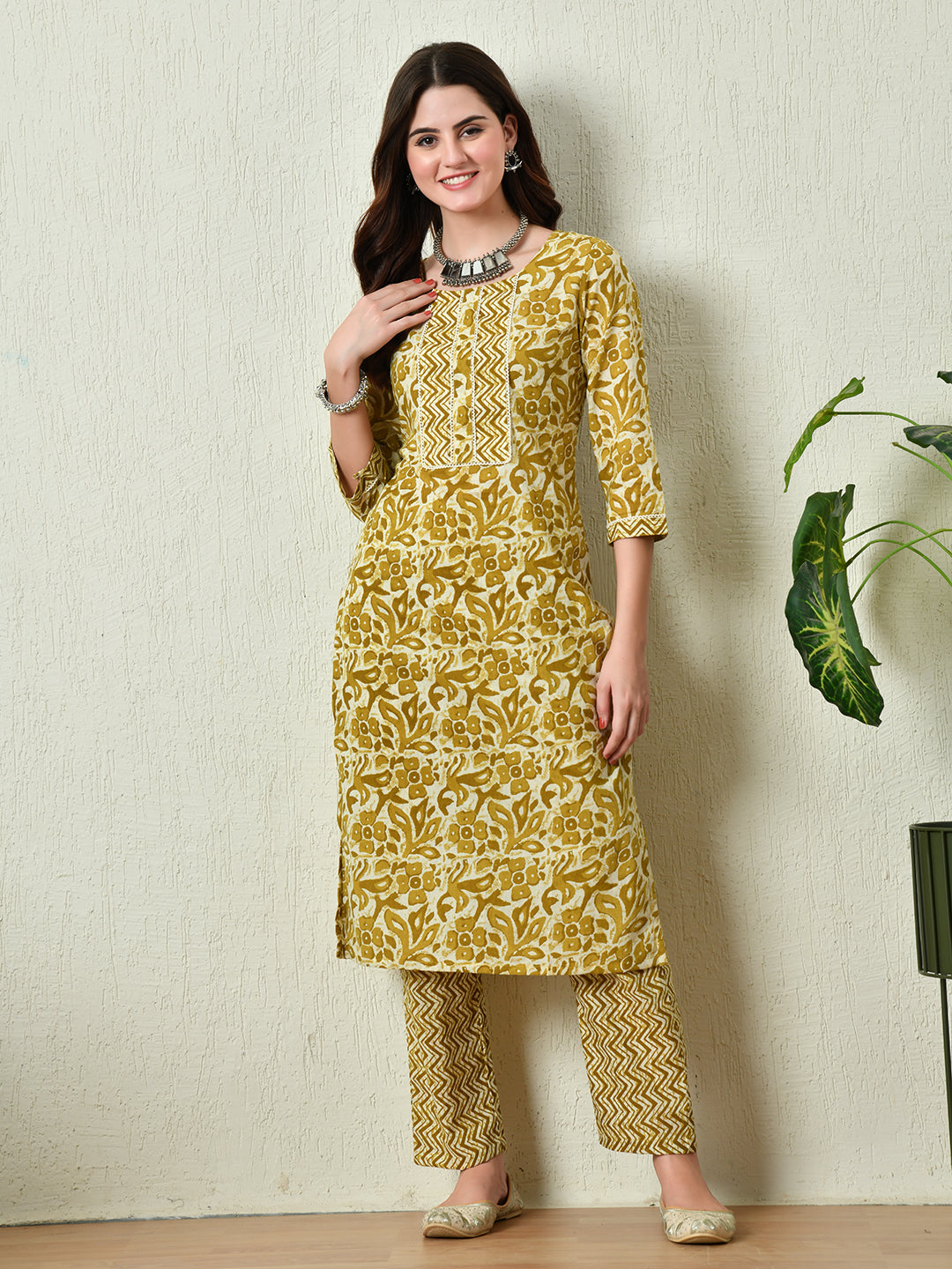 Women's Mustard Printed Kurta Pant With Dupatta Set - Taantav