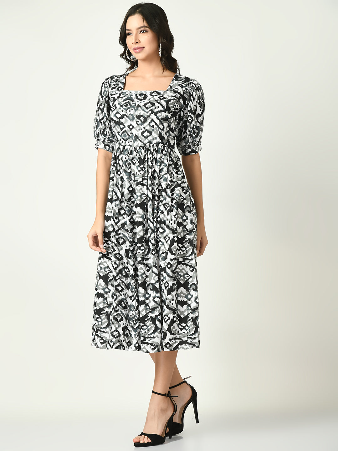 Women's Black Printed Midi Dress