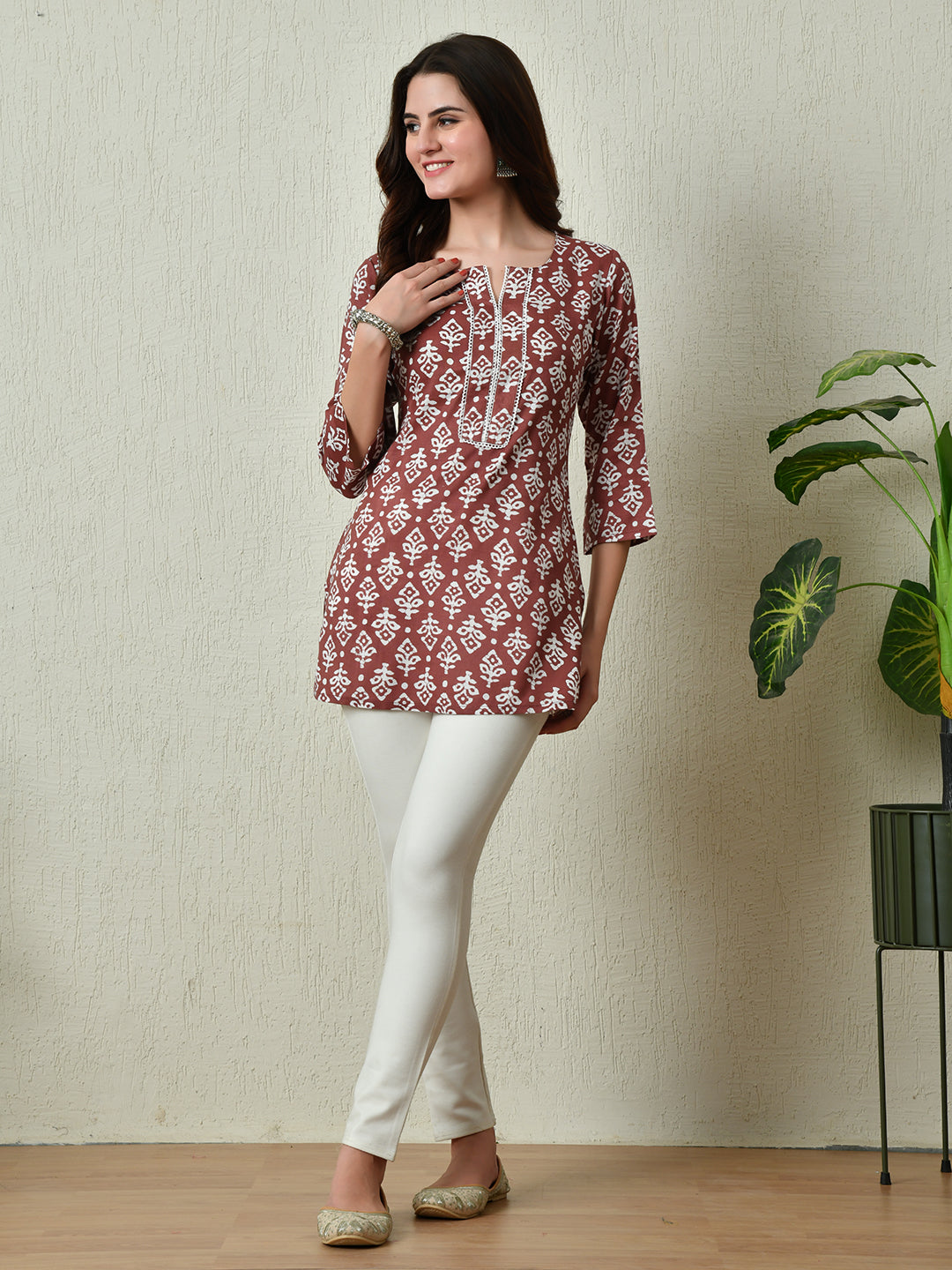 Women's Stylish Maroon Cotton Short Kurti with Elegant Print - Taantav