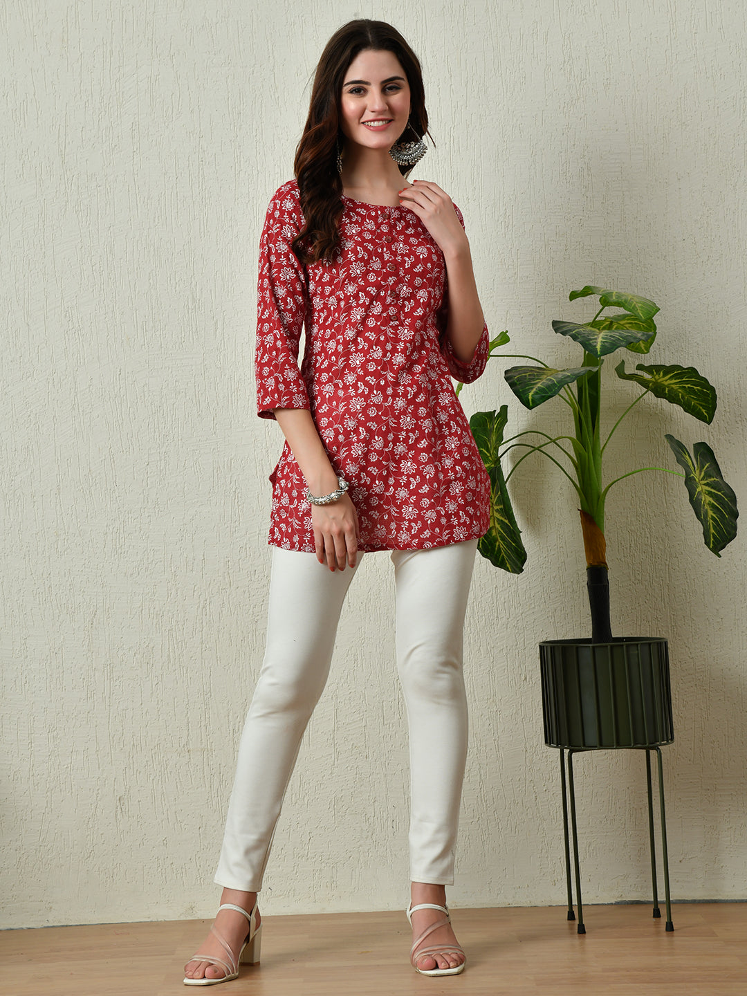 Women's Stylish red Cotton Short Kurti with Elegant Print - Taantav