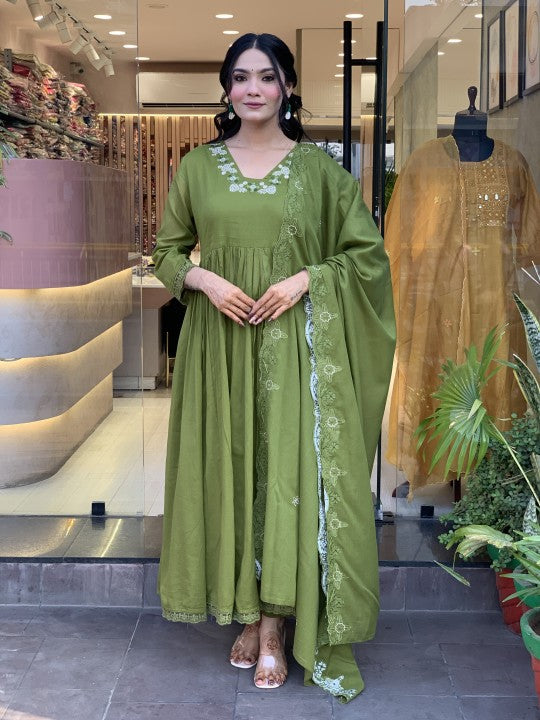 Women's Green Embroidered Italian 3 Pieces Kurti