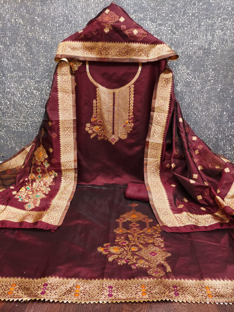 Color_Maroon
