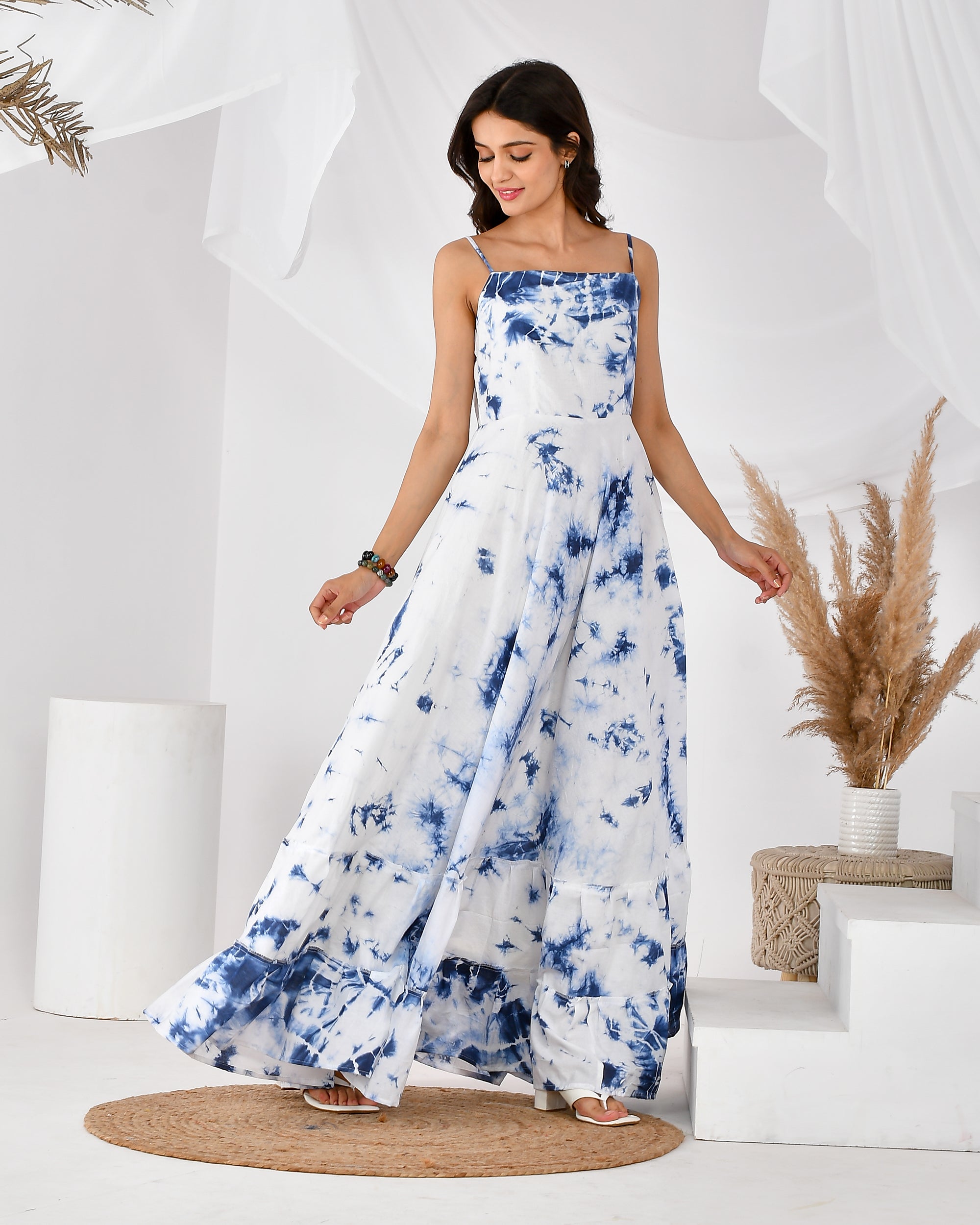 Women's Blue shibori maxi dre