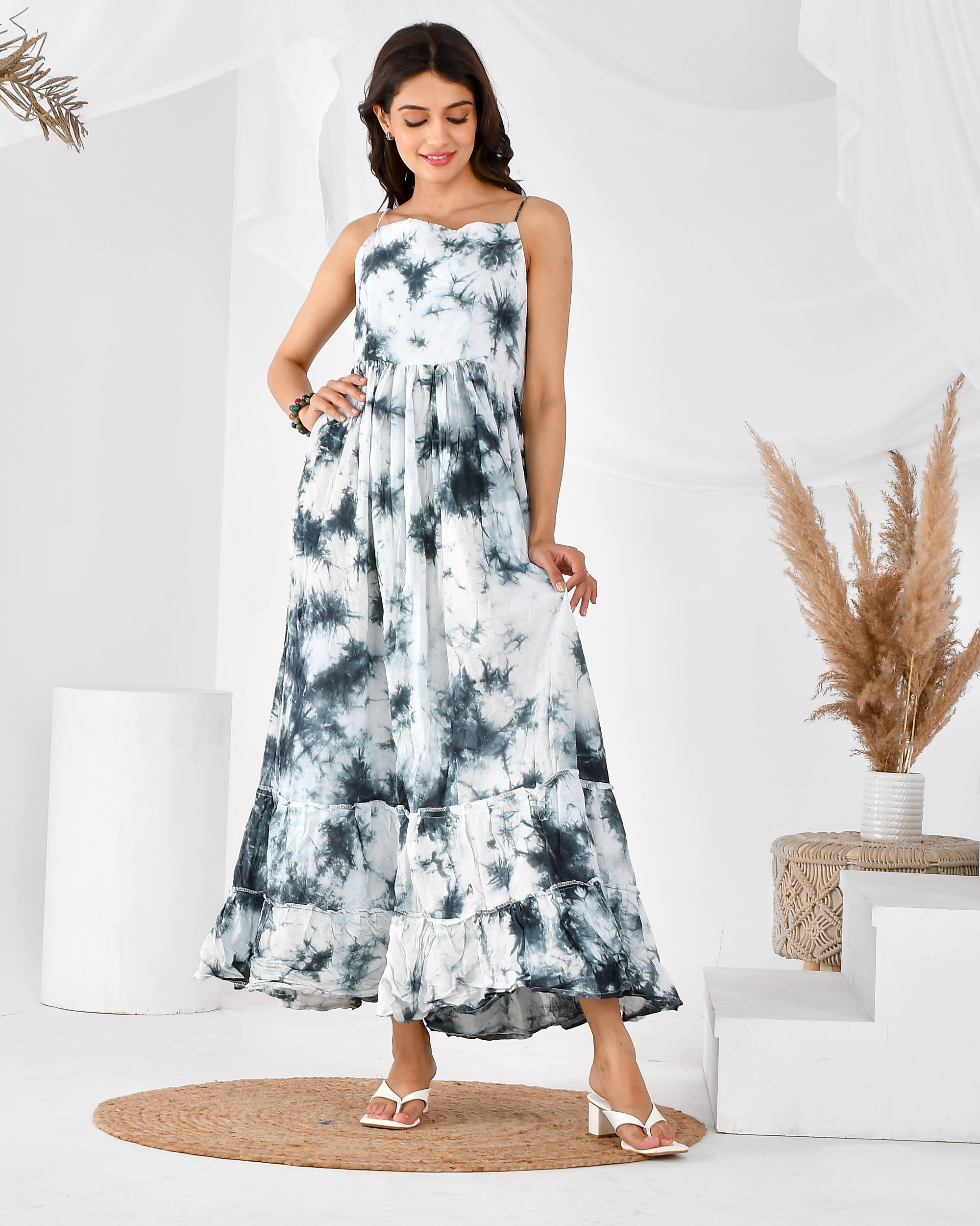Women's Grey white shibori dre