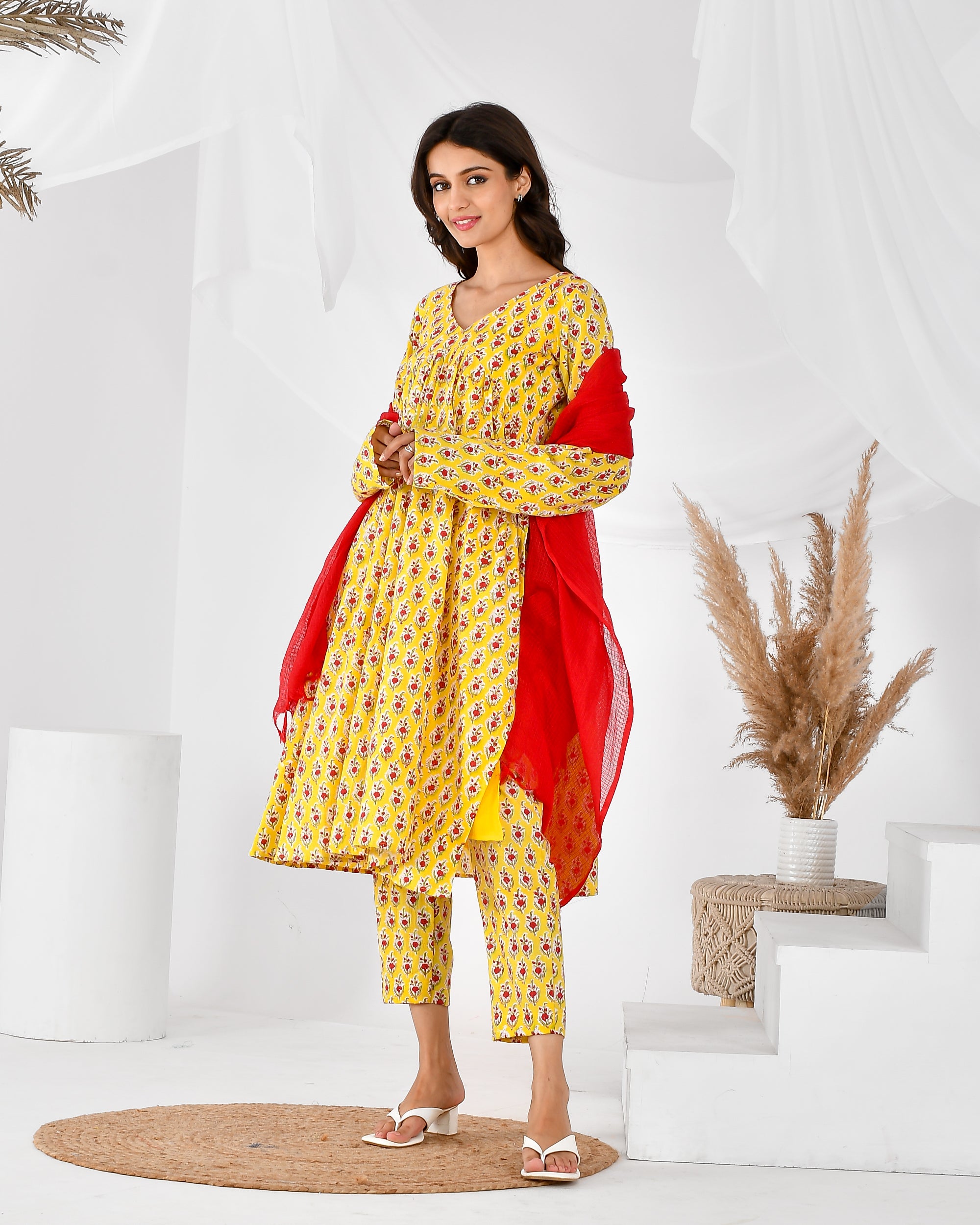Women's yellow and red kurta set-RANGPUR