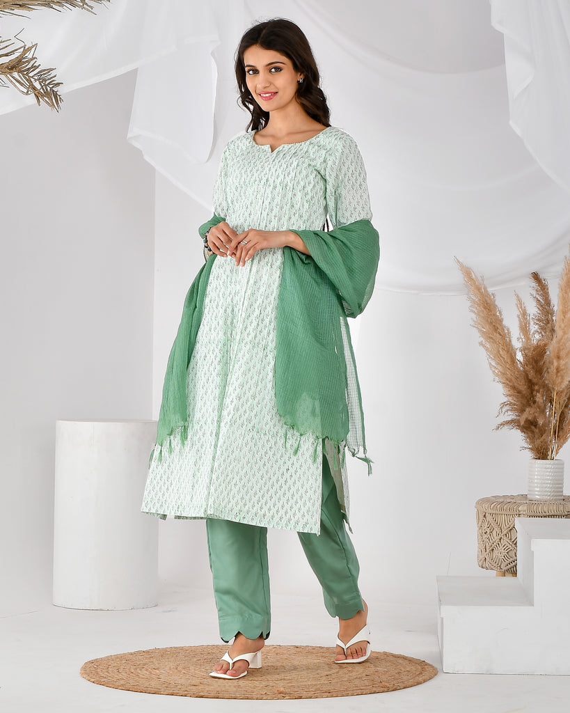 Women's sea green pleated suit s