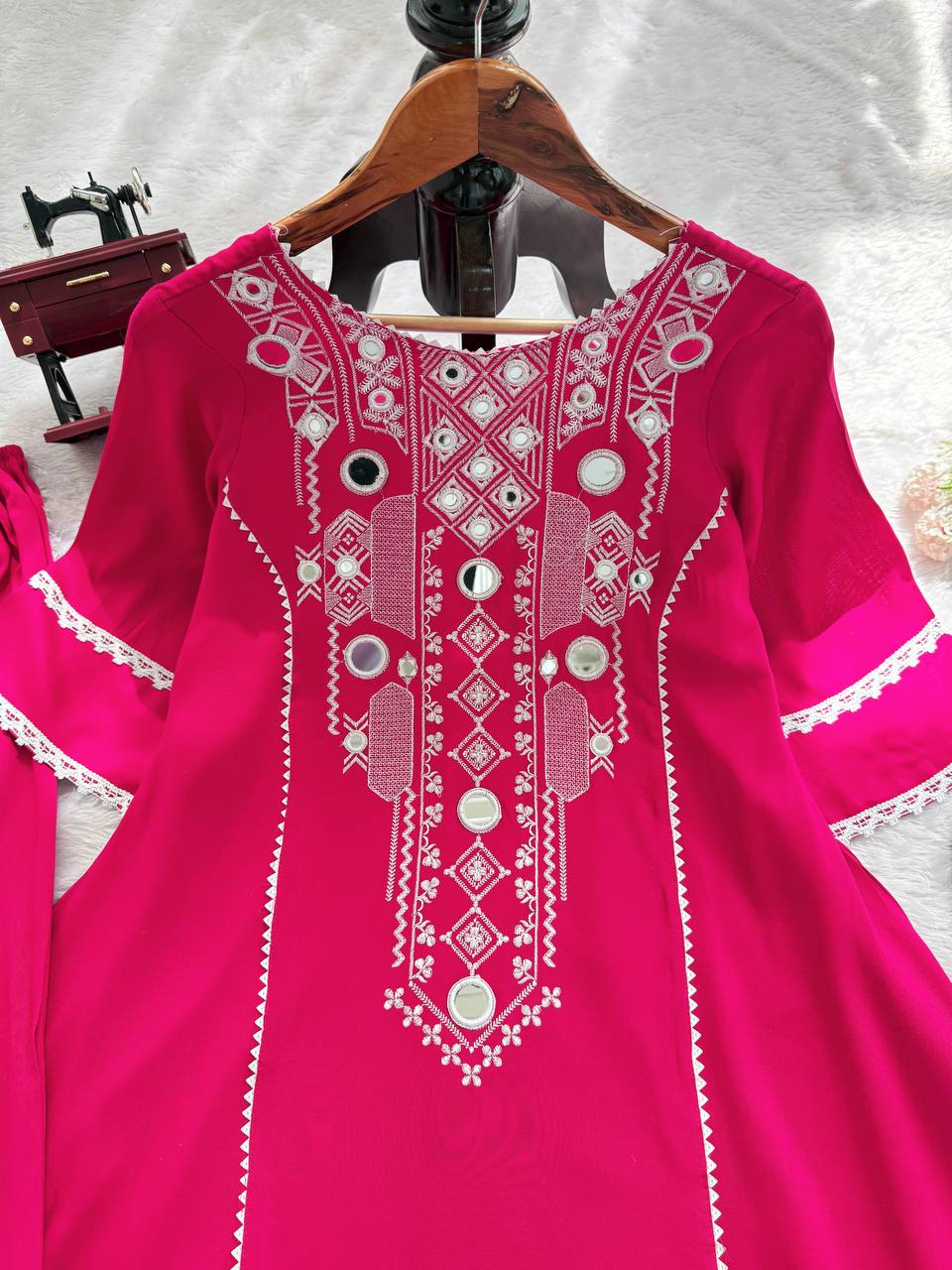 Color_Pink
