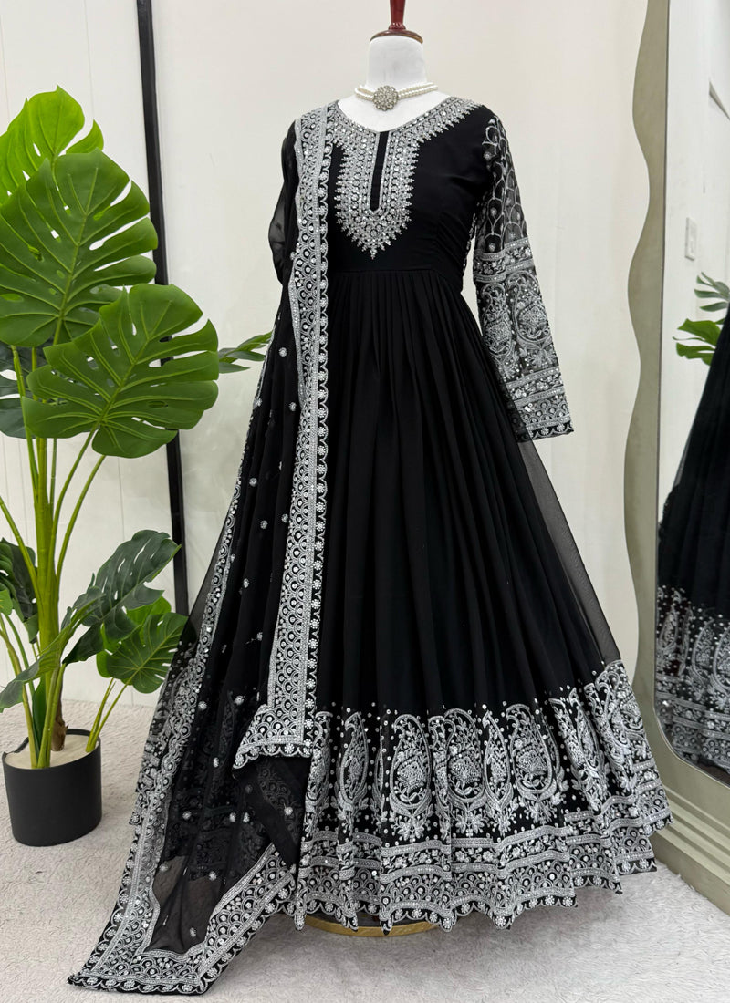 Color_Black