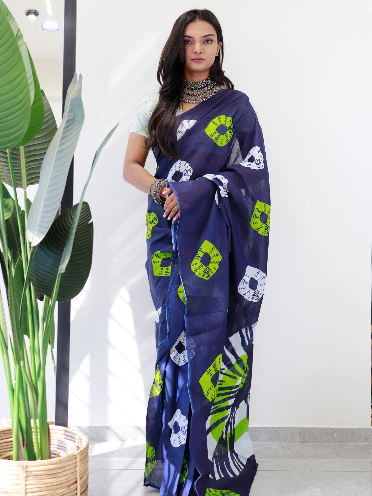 Women's Cotton Navy Blue Printed Ready To Wear With Blouse Piece - Saree Mall