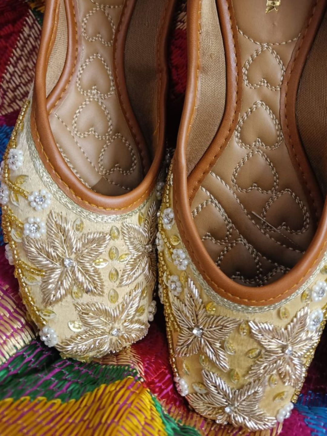 Color_Gold