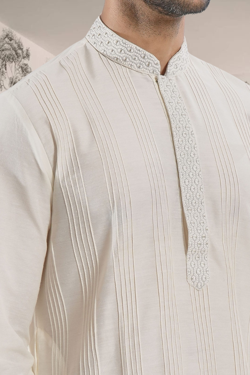 Color_off white