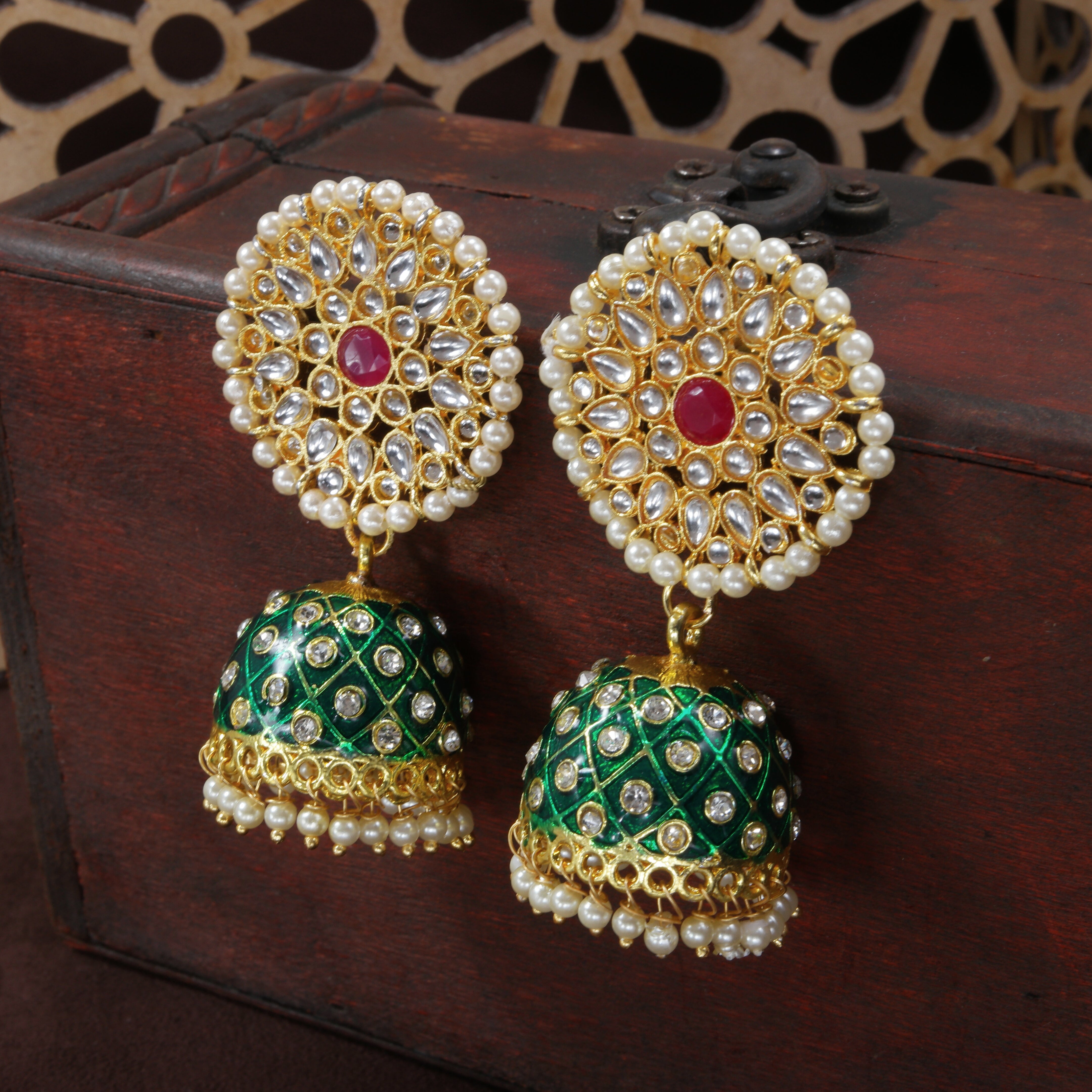 Women's 18k gold plated floral handcrafted Green meenakari jhumka earring e2925cr