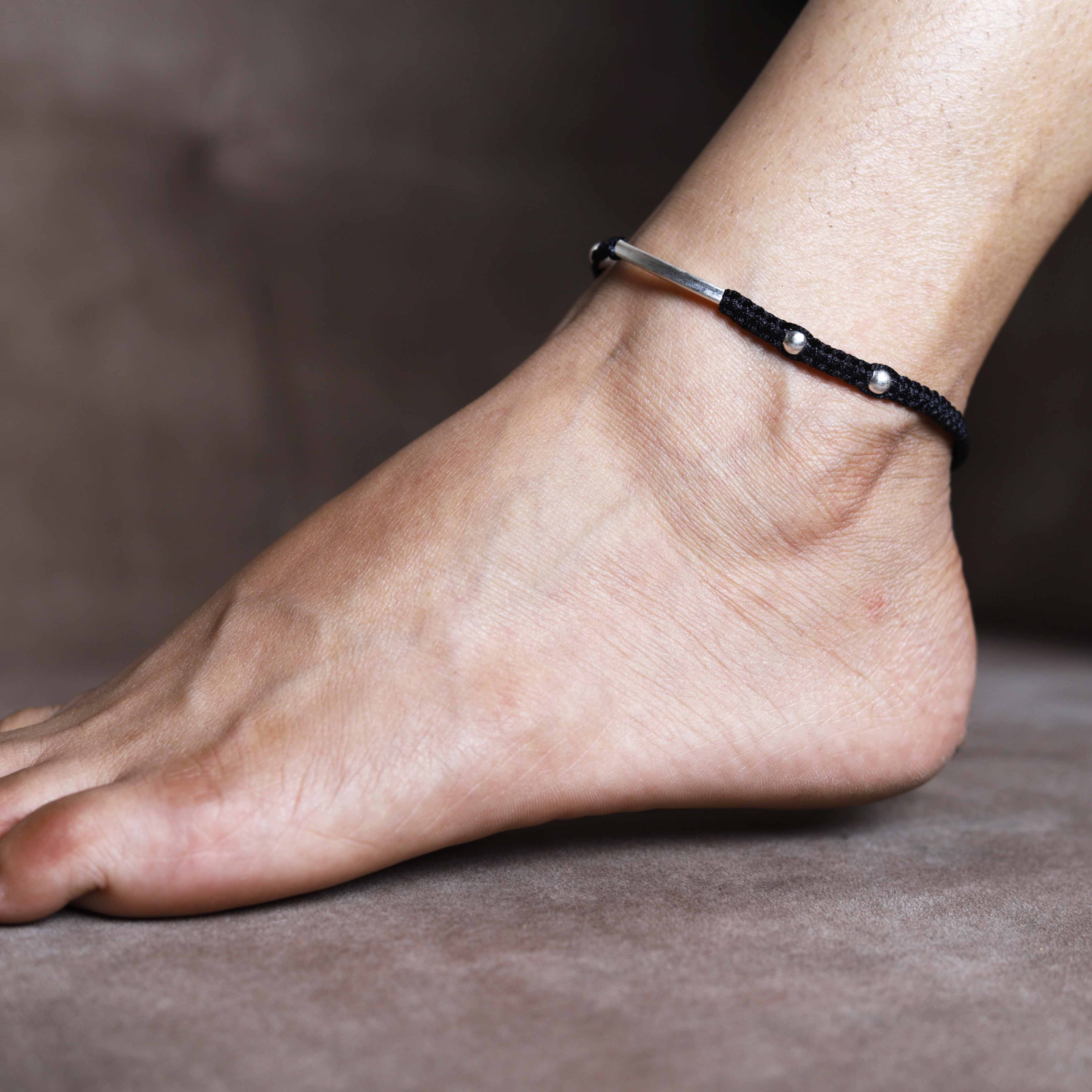 Women's Black Adjustable Thread Silver Anklets - Abhika Creations