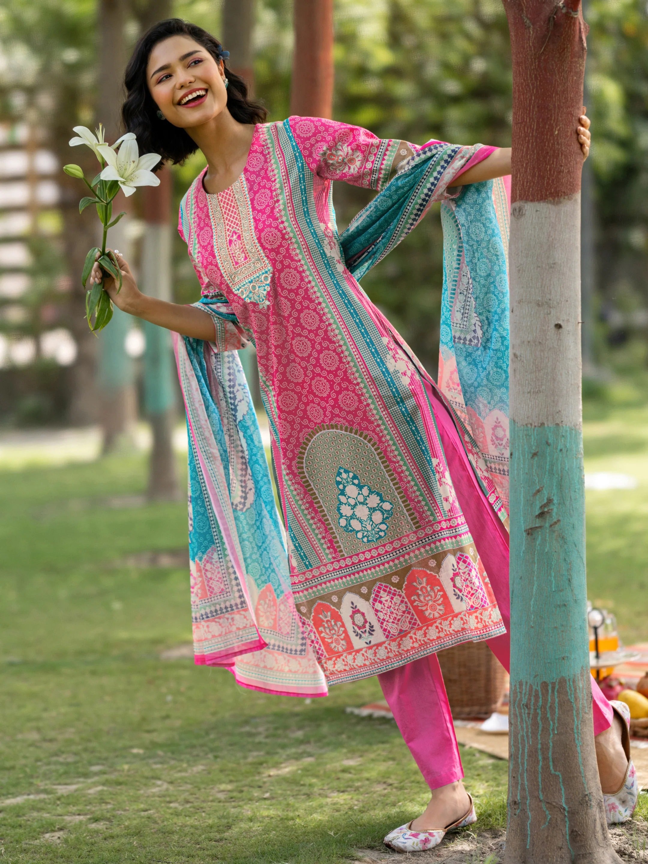 Women's Pink French Crepe Printed Kurta Set