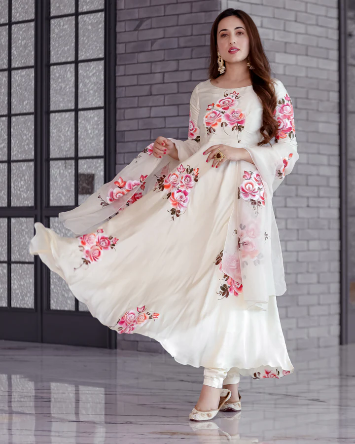 Women's White Georgette Printed Kurta Set