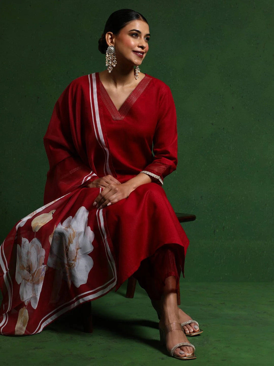 Women's Red Pv Chanderi Embroidered Kurta Set