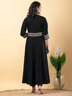 Color_Black