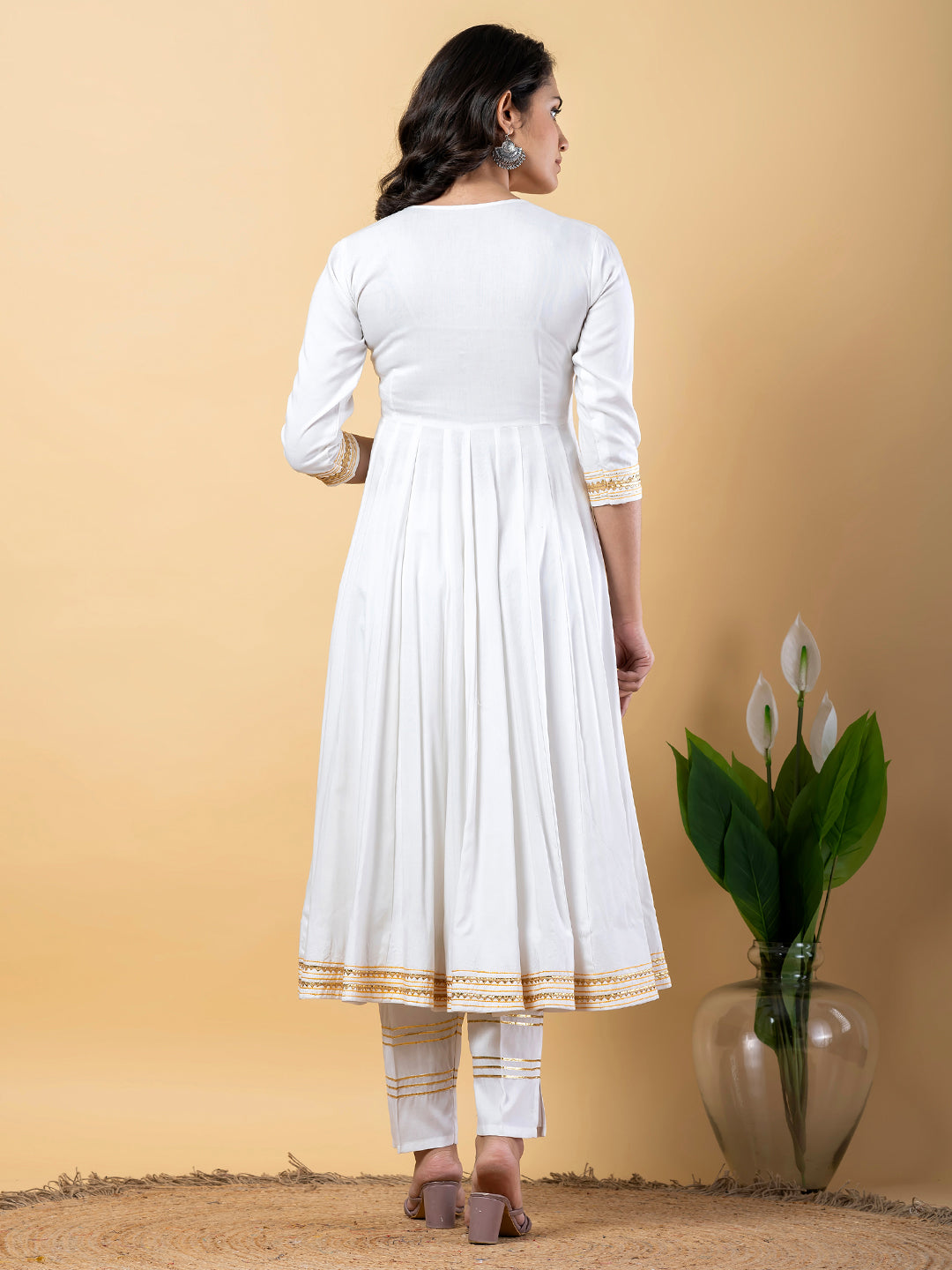Color_White