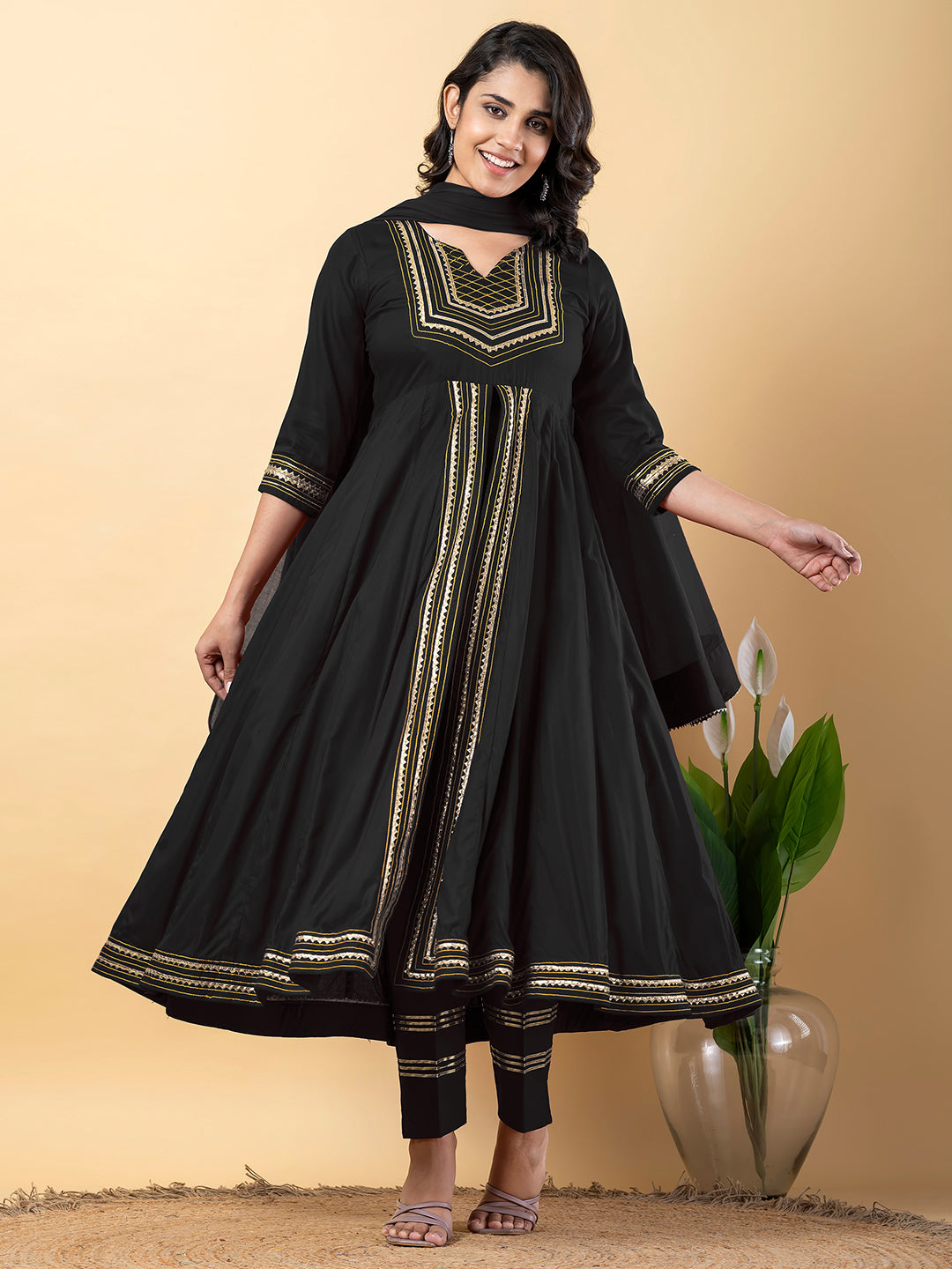 Color_Black