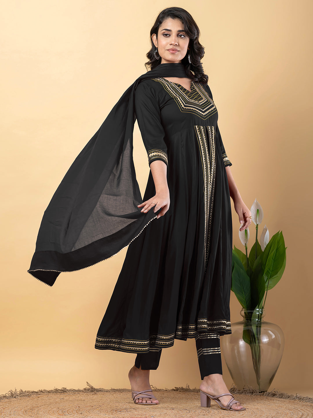 Color_Black