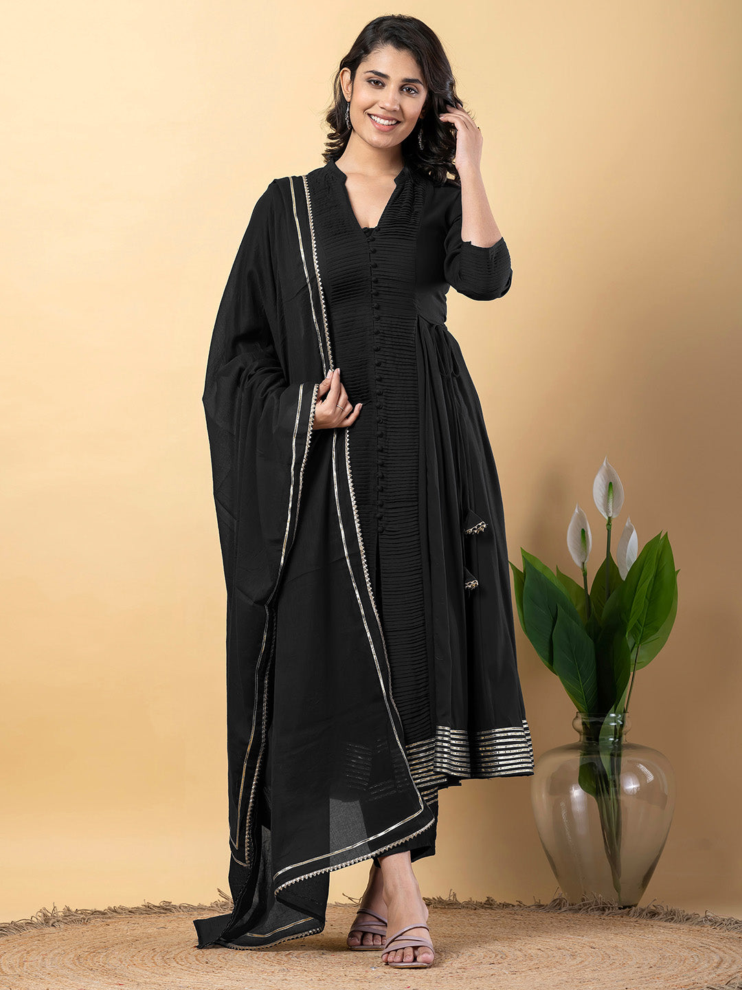 Color_Black