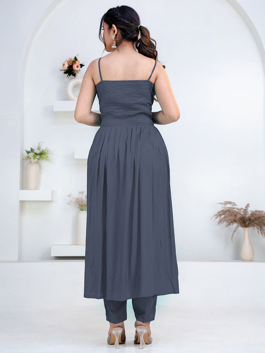 Color_Grey