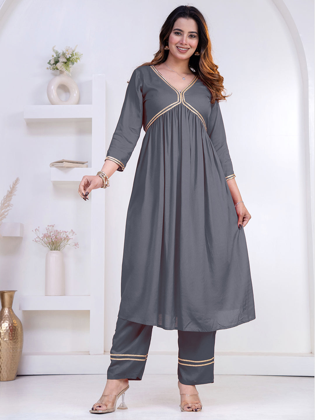 Color_Grey