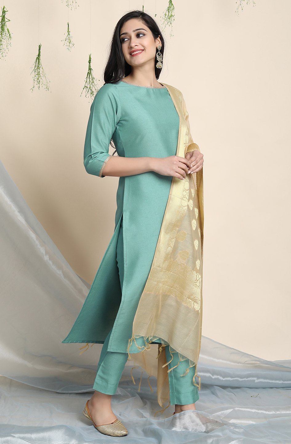 Women's Green Poly Silk Kurta With Pant And Dupatta by - (3pcs set)- JANASYA USA