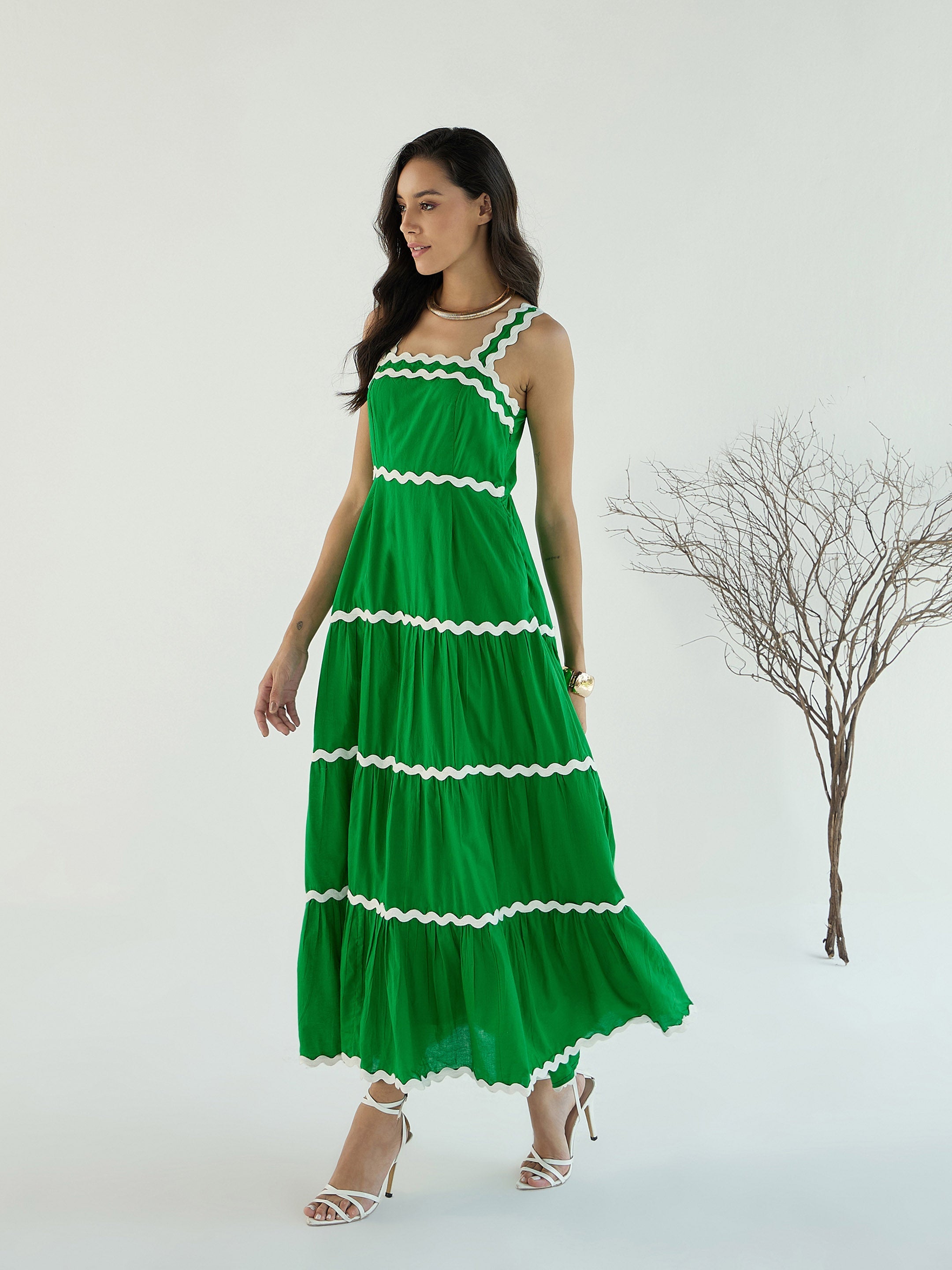 Women's Green Solid Dress - Sassafras