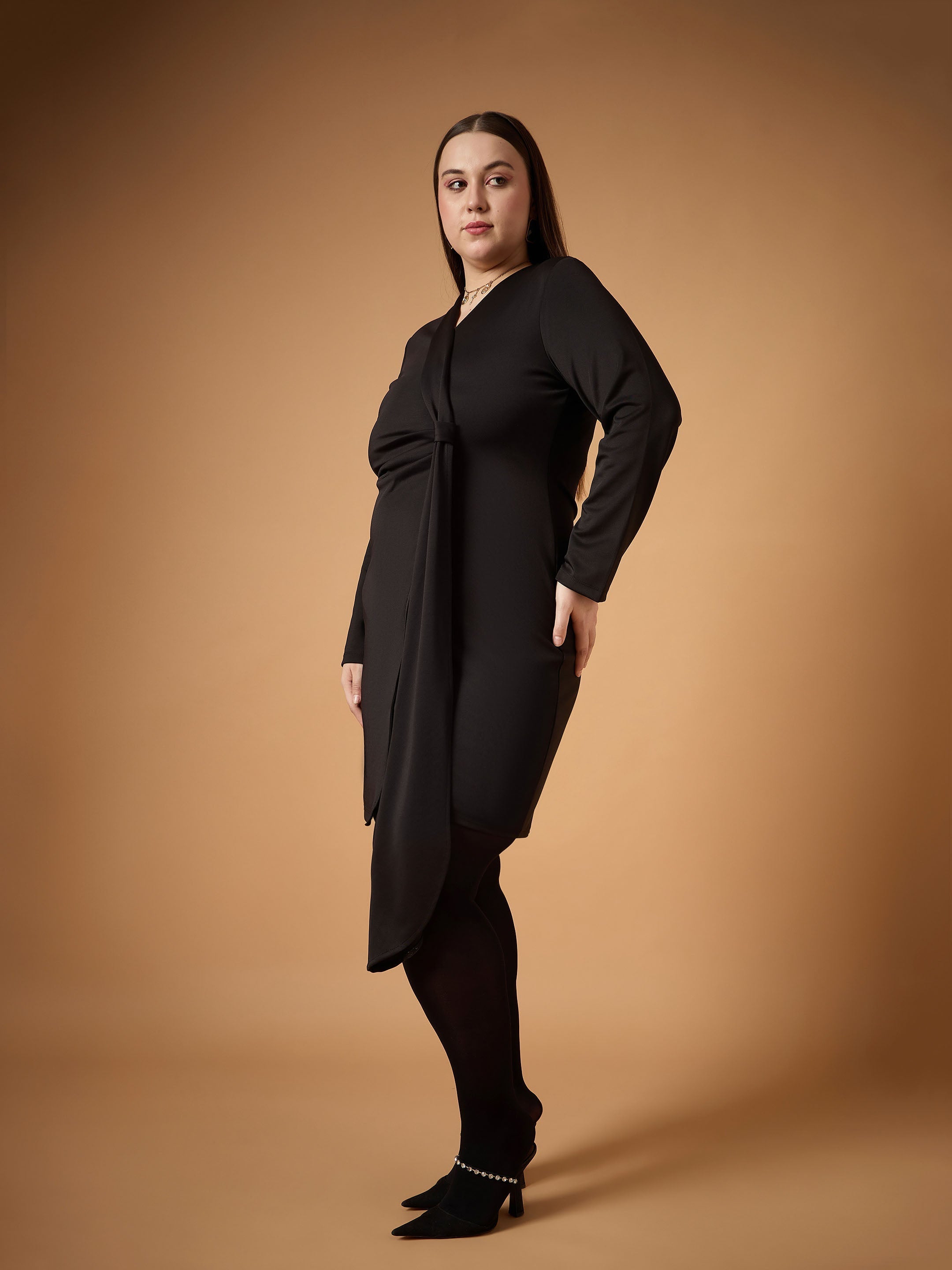 Women's Black Solid Dress - Sassafras