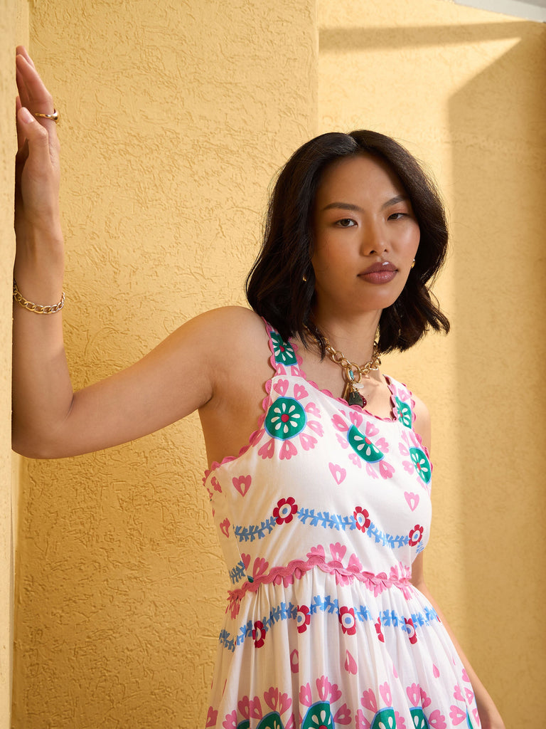 Women's White Floral Strappy Tired Maxi Dre