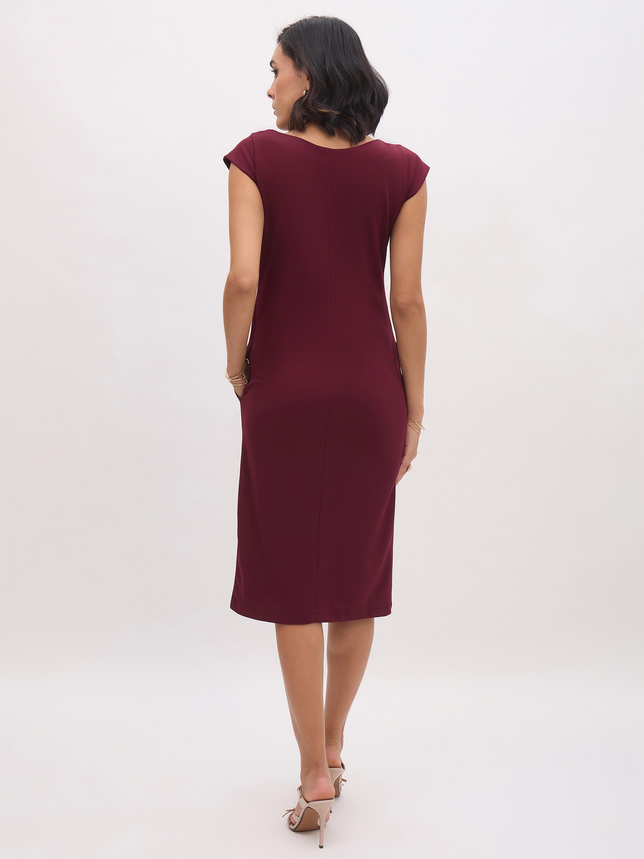 Women's Burgundy Round Neck Button Midi Dress