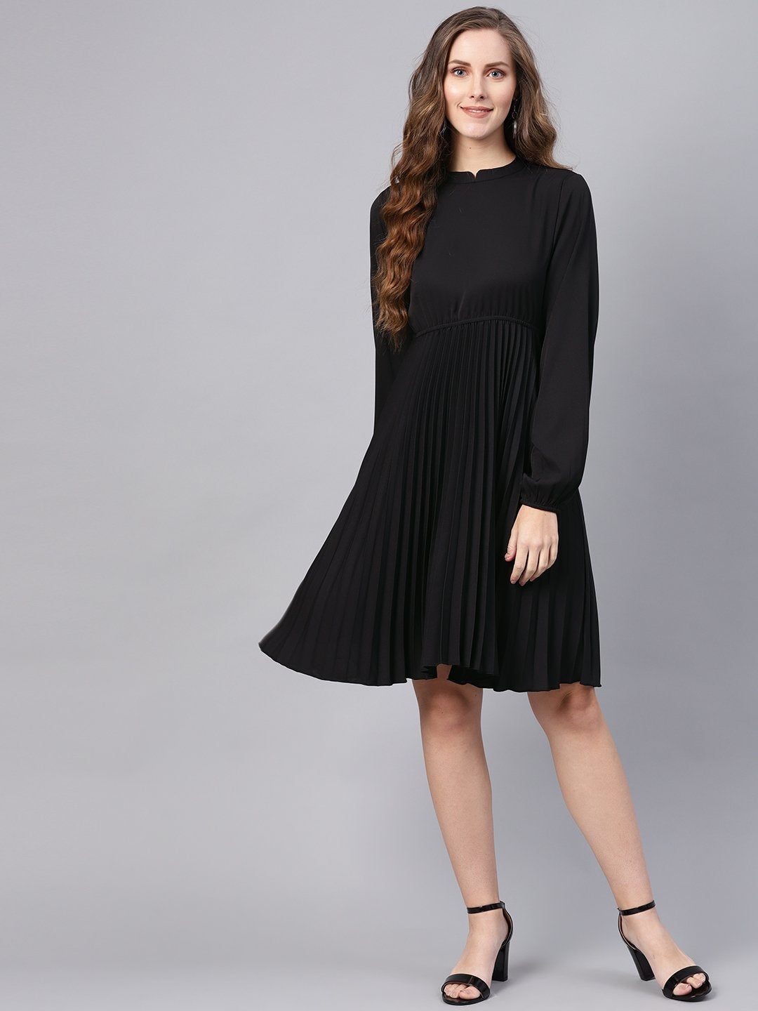 Women's Black Mandrain Collar Pleated Skater Dress