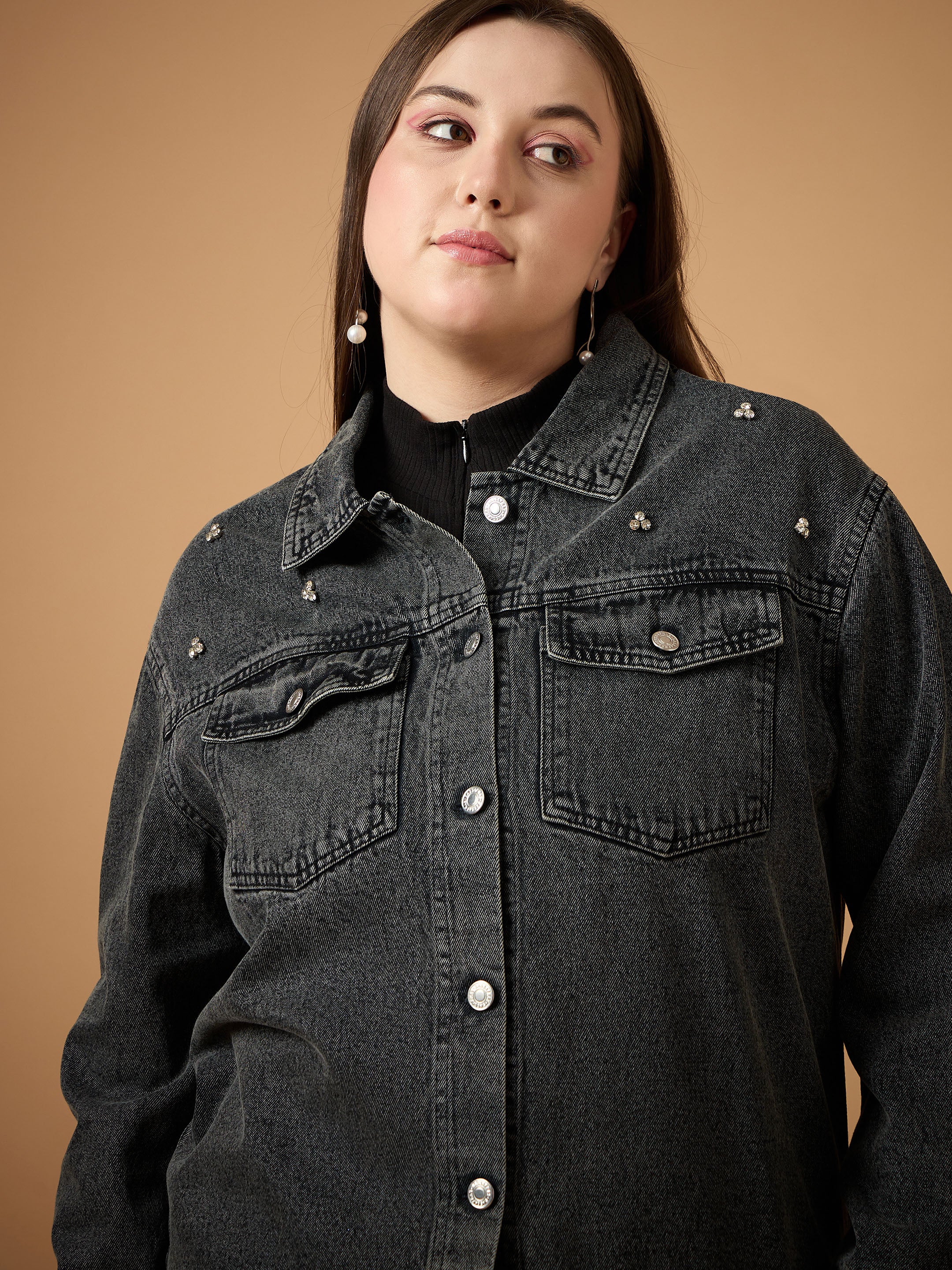 Women's Black Denim Jacket - Sassafras