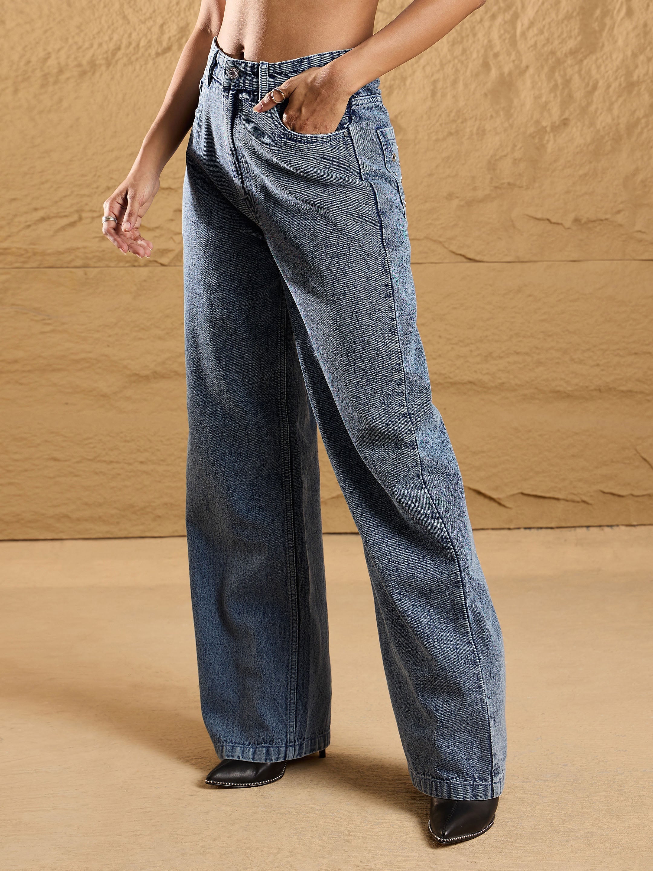 Women's Blue Wash Jean - Sassafras