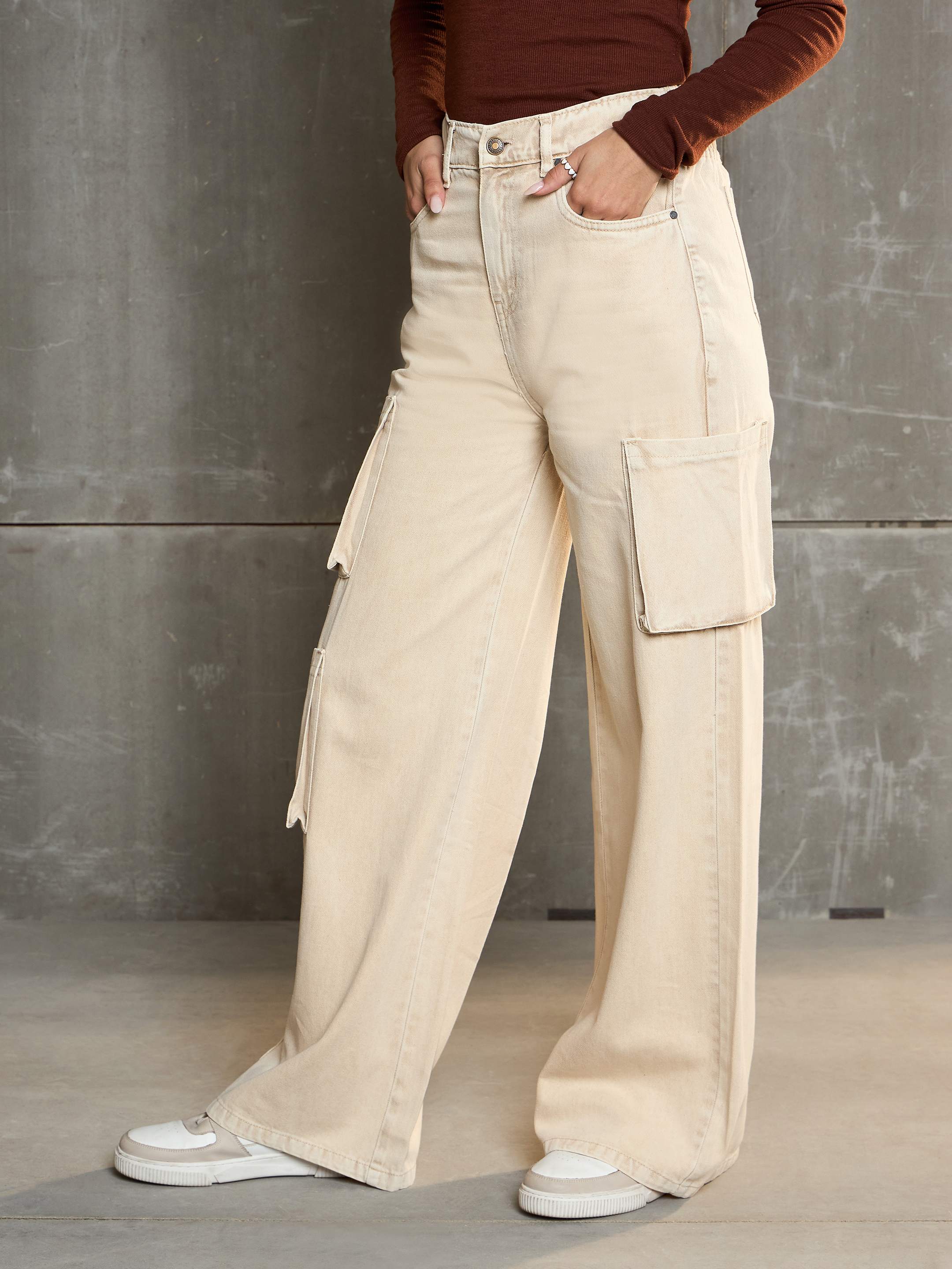 Women's Beige Box Pocket Straight Premium Jeans-SASSAFRAS