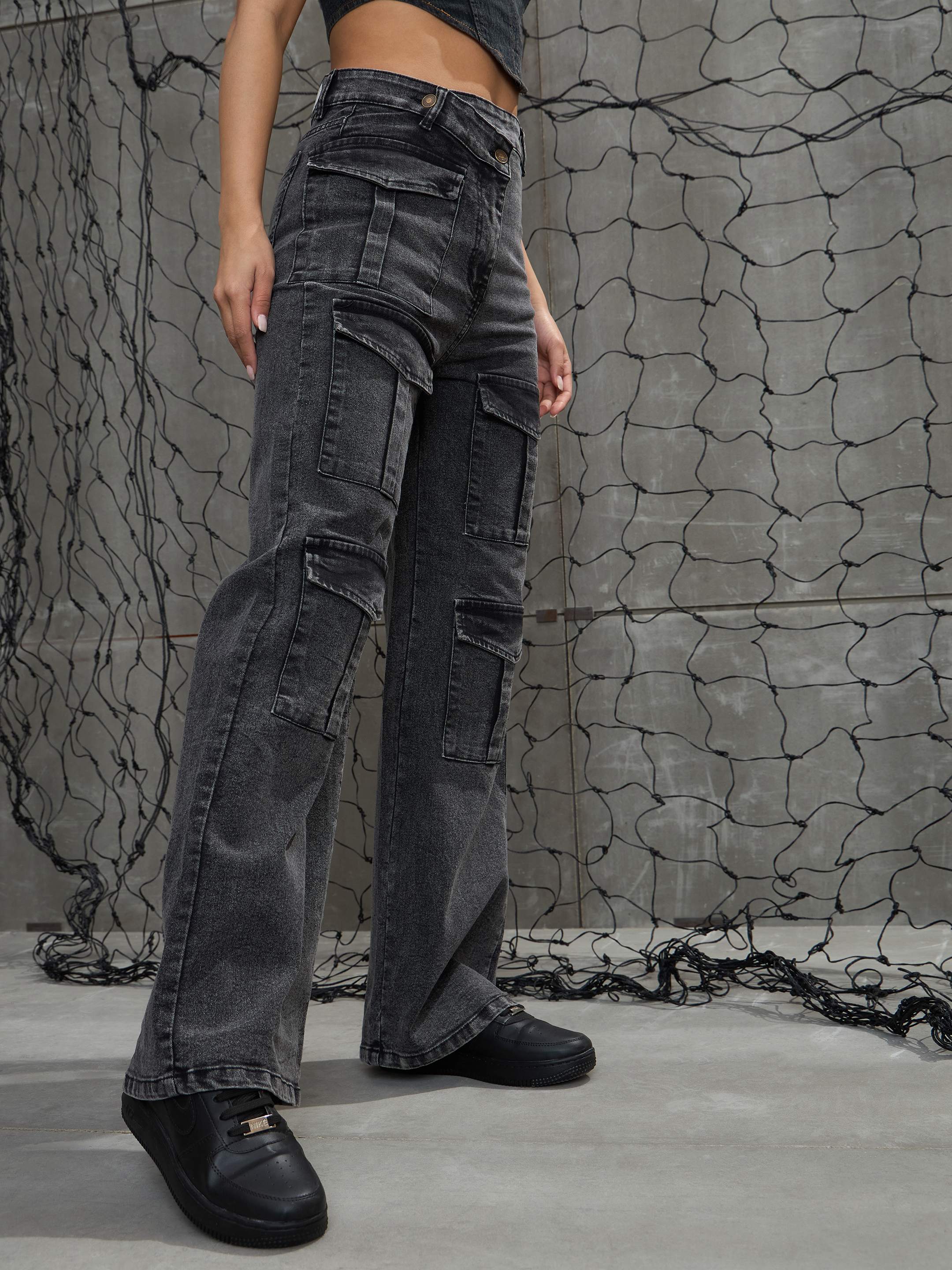 Women's Black Washed Cargo Straight Jeans-SASSAFRAS