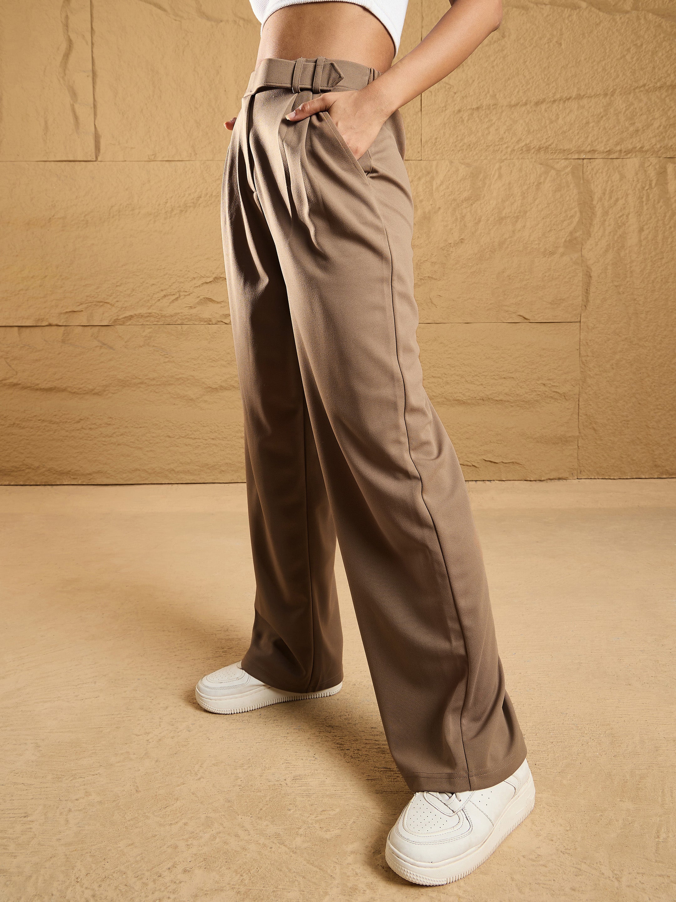 Women's Beige Comfort Pant - Sassafras