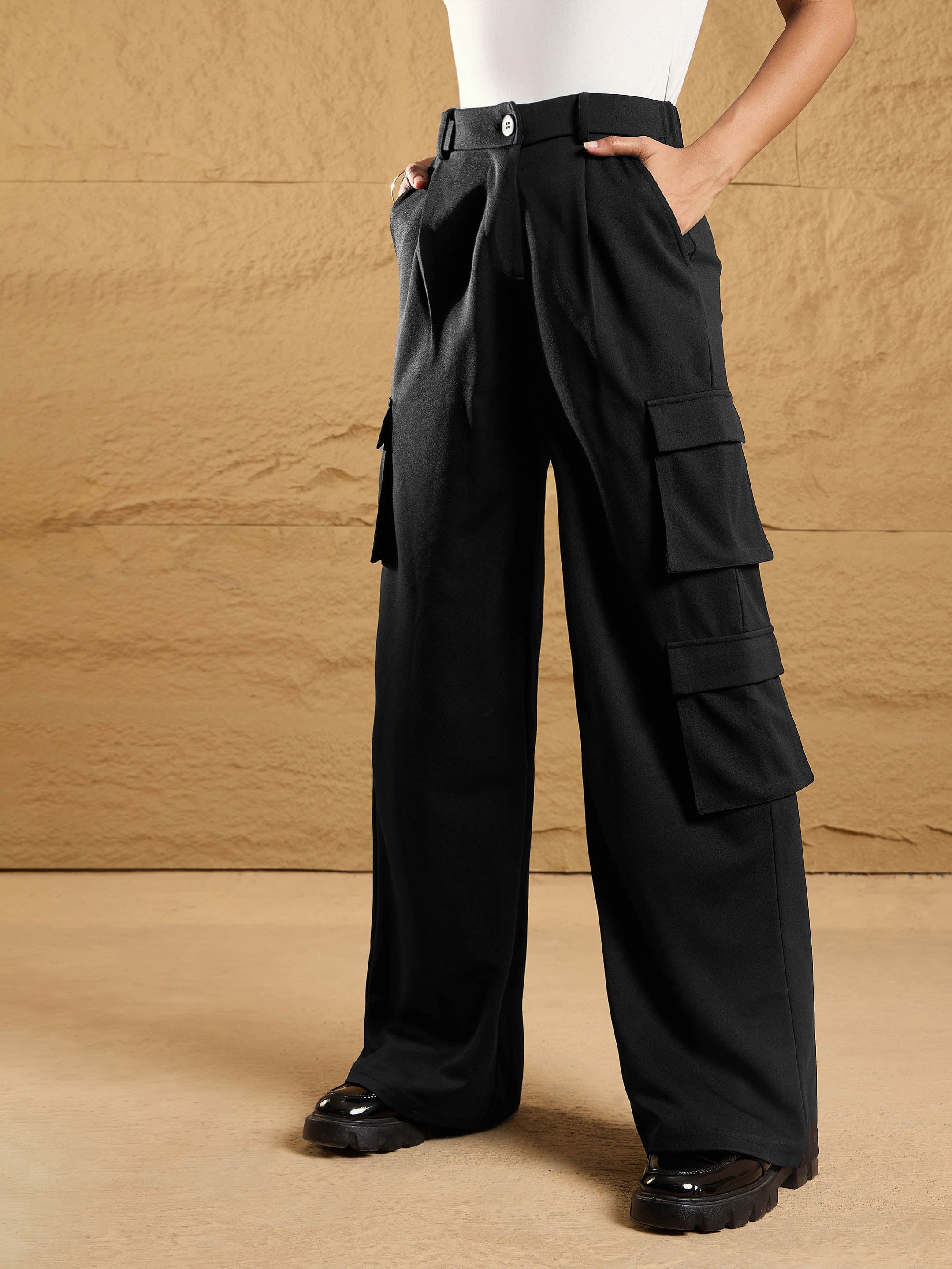 Women's Black Comfort Pant - Sassafras