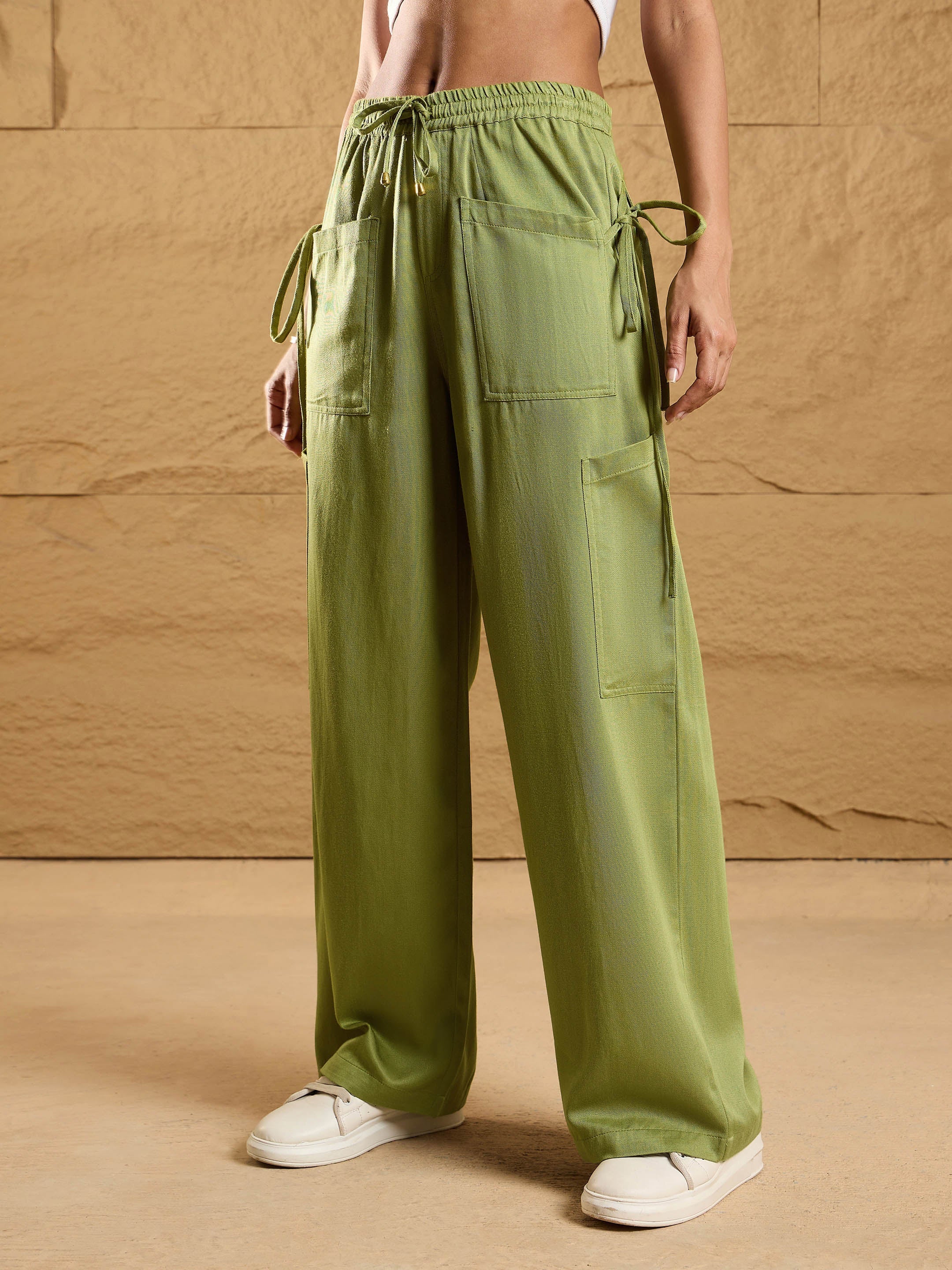 Women's Olive Solid Pant - Sassafras