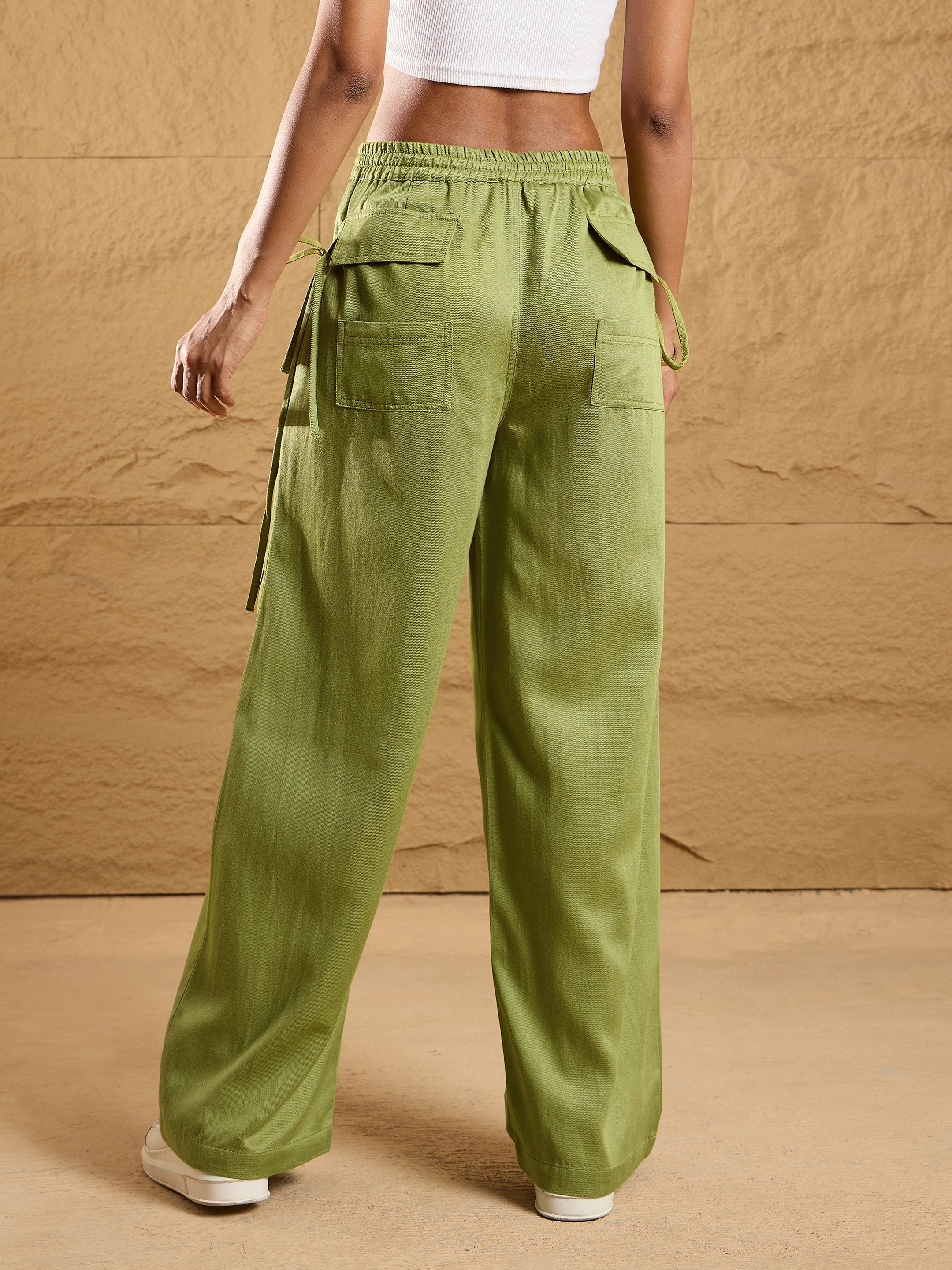 Women's Olive Solid Pant - Sassafras