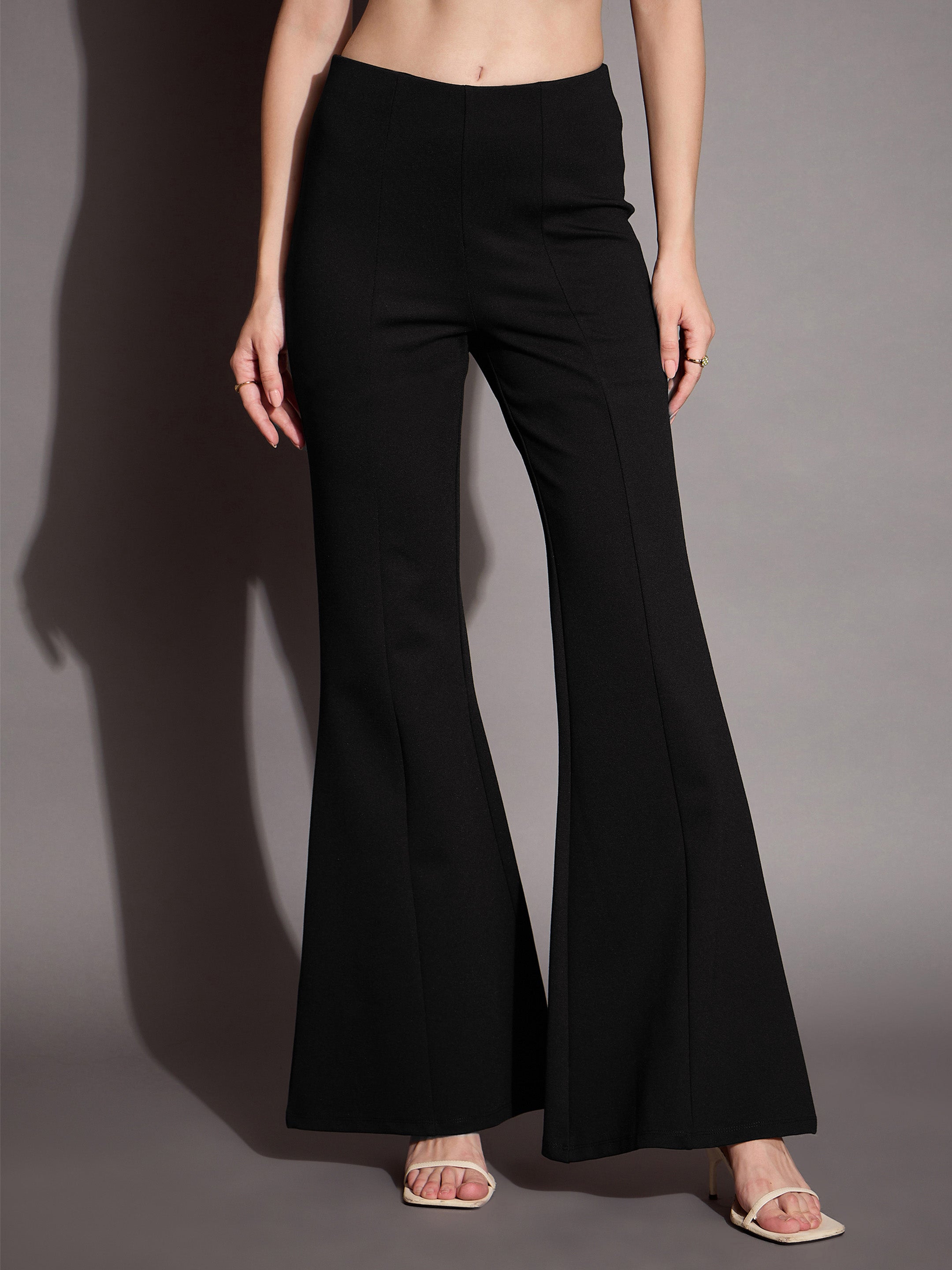 Women's Black Solid Pant - Sassafras