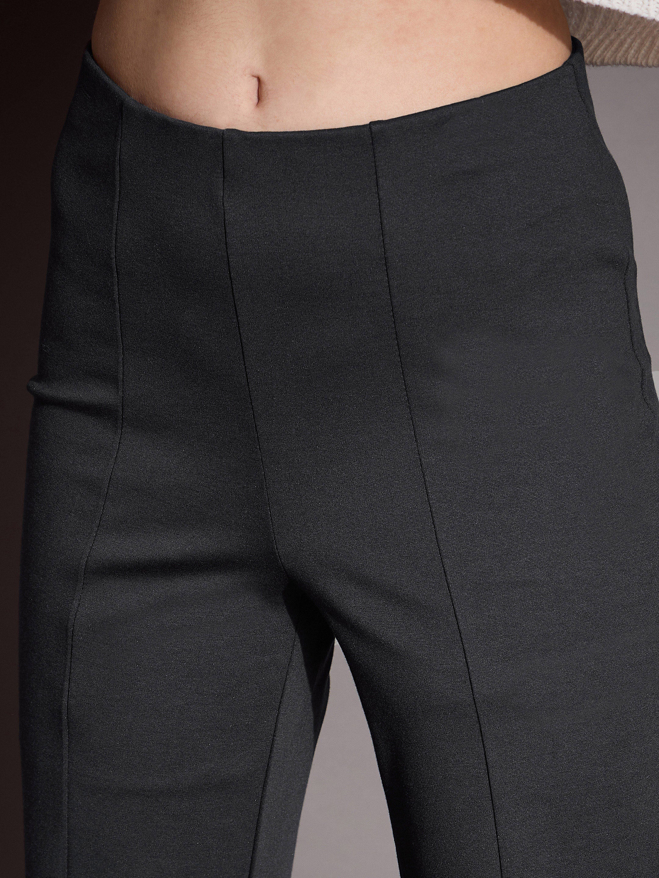 Women's Grey Solid Pant - Sassafras